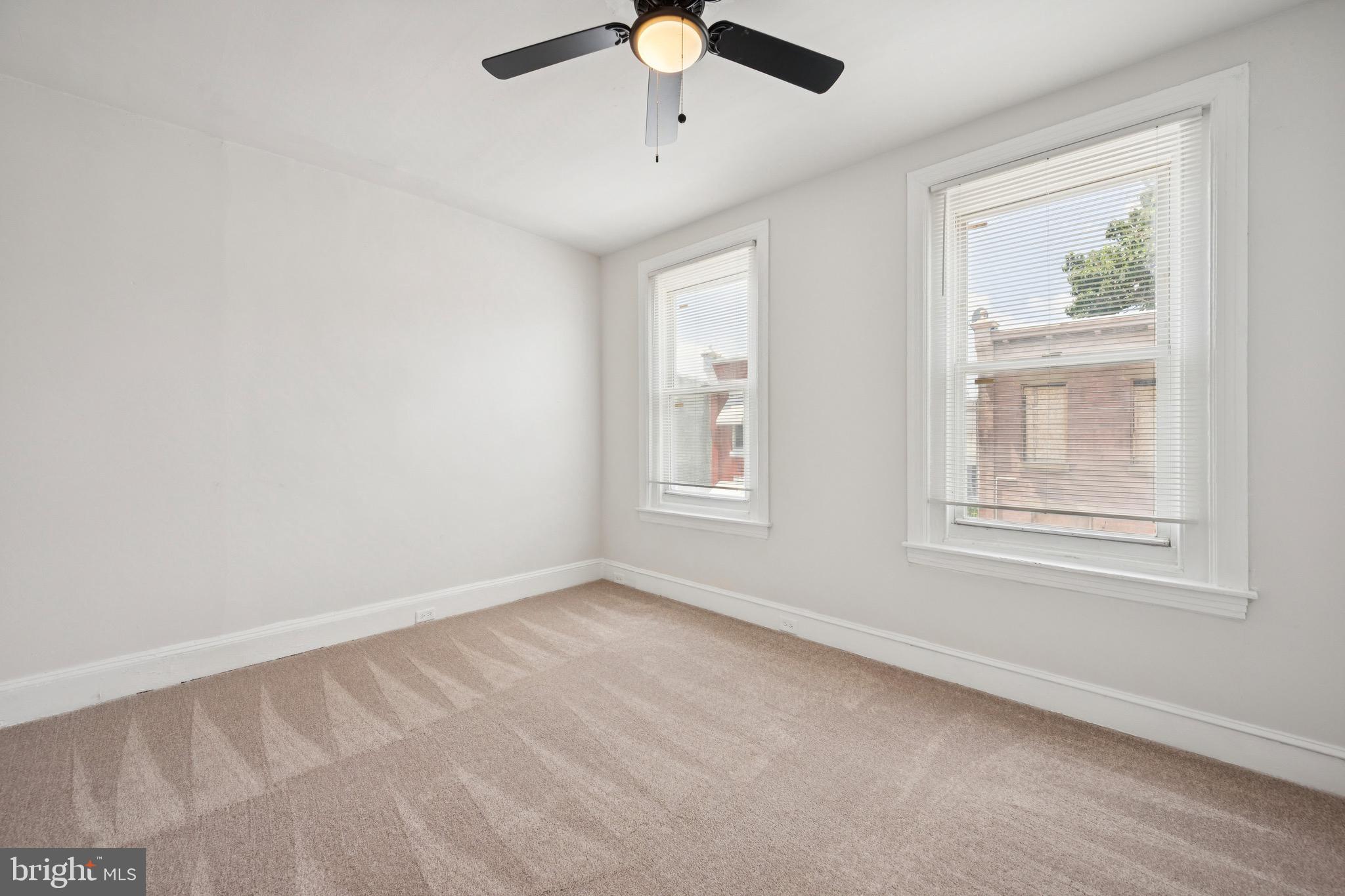 STRAWBERRY MANSION - Residential