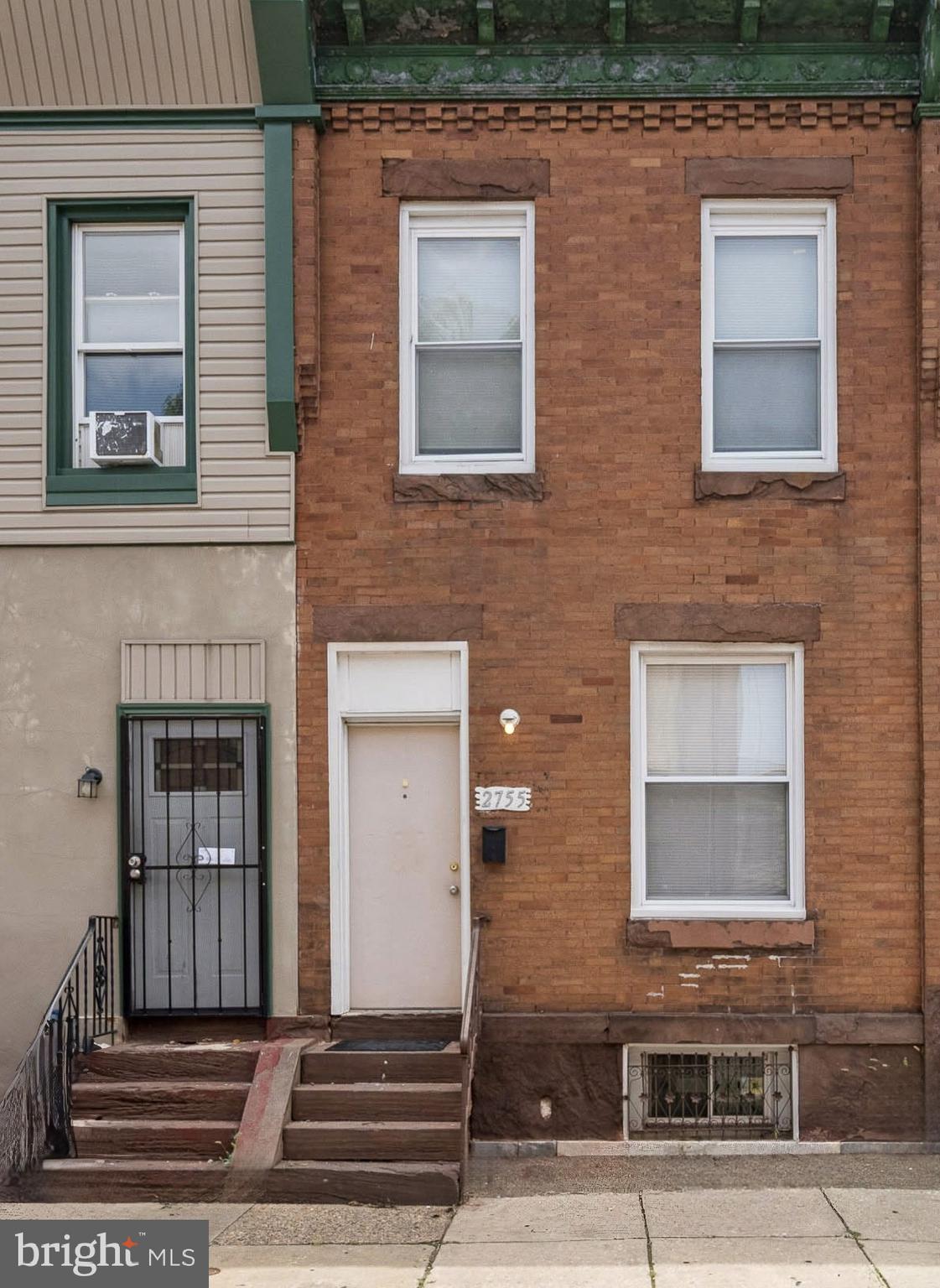 STRAWBERRY MANSION - Residential