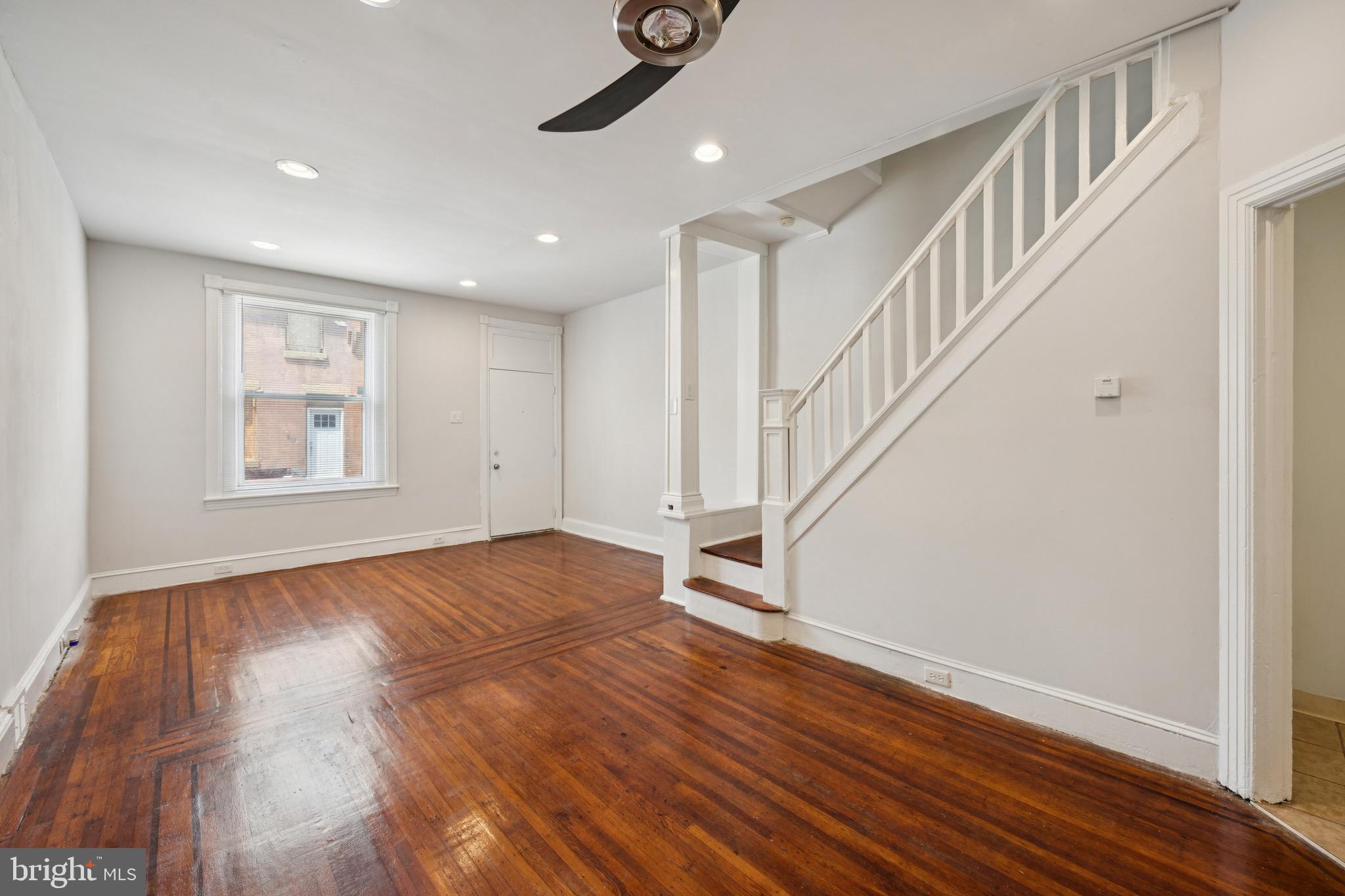 STRAWBERRY MANSION - Residential