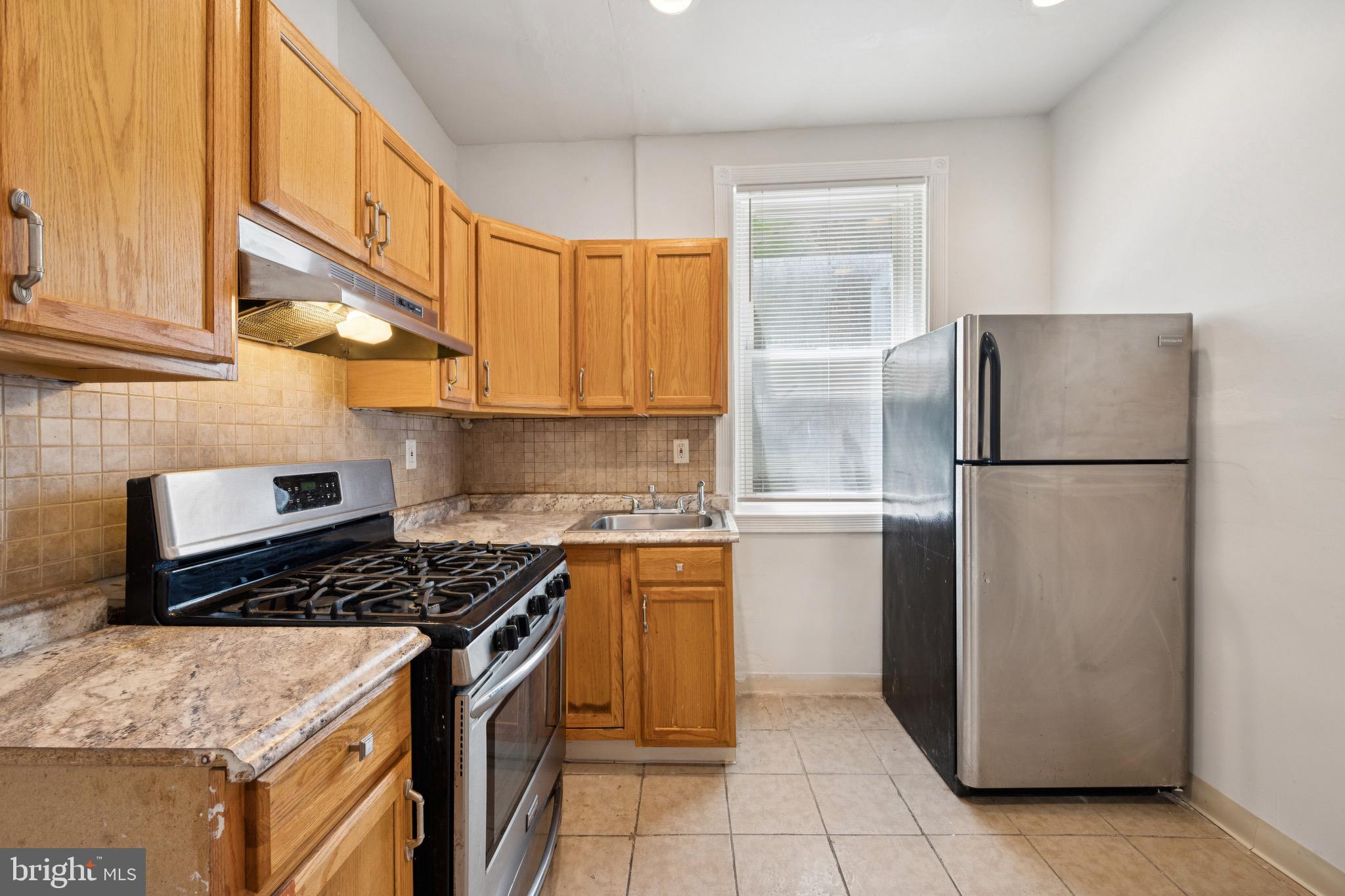 STRAWBERRY MANSION - Residential