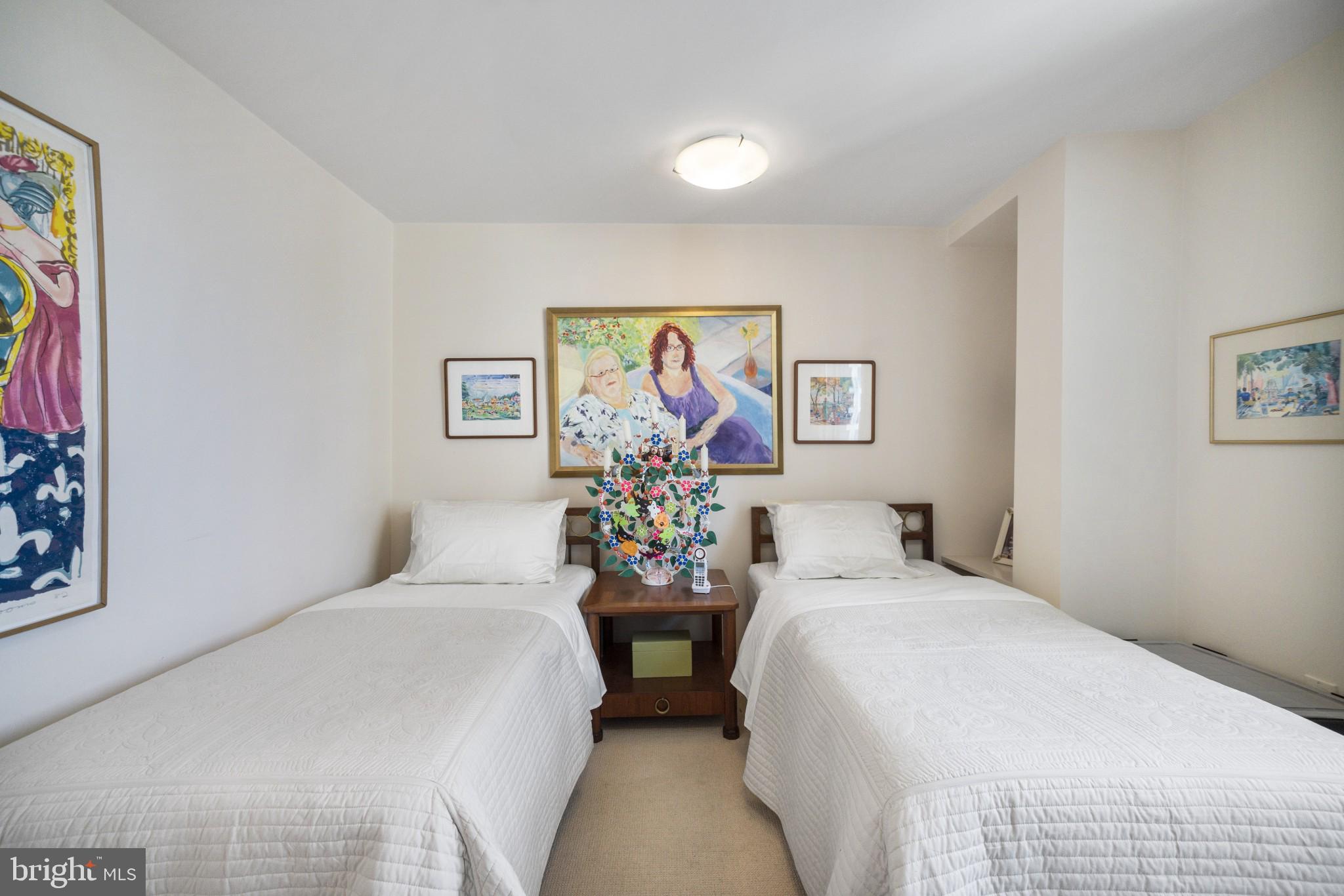 CENTER CITY - Residential