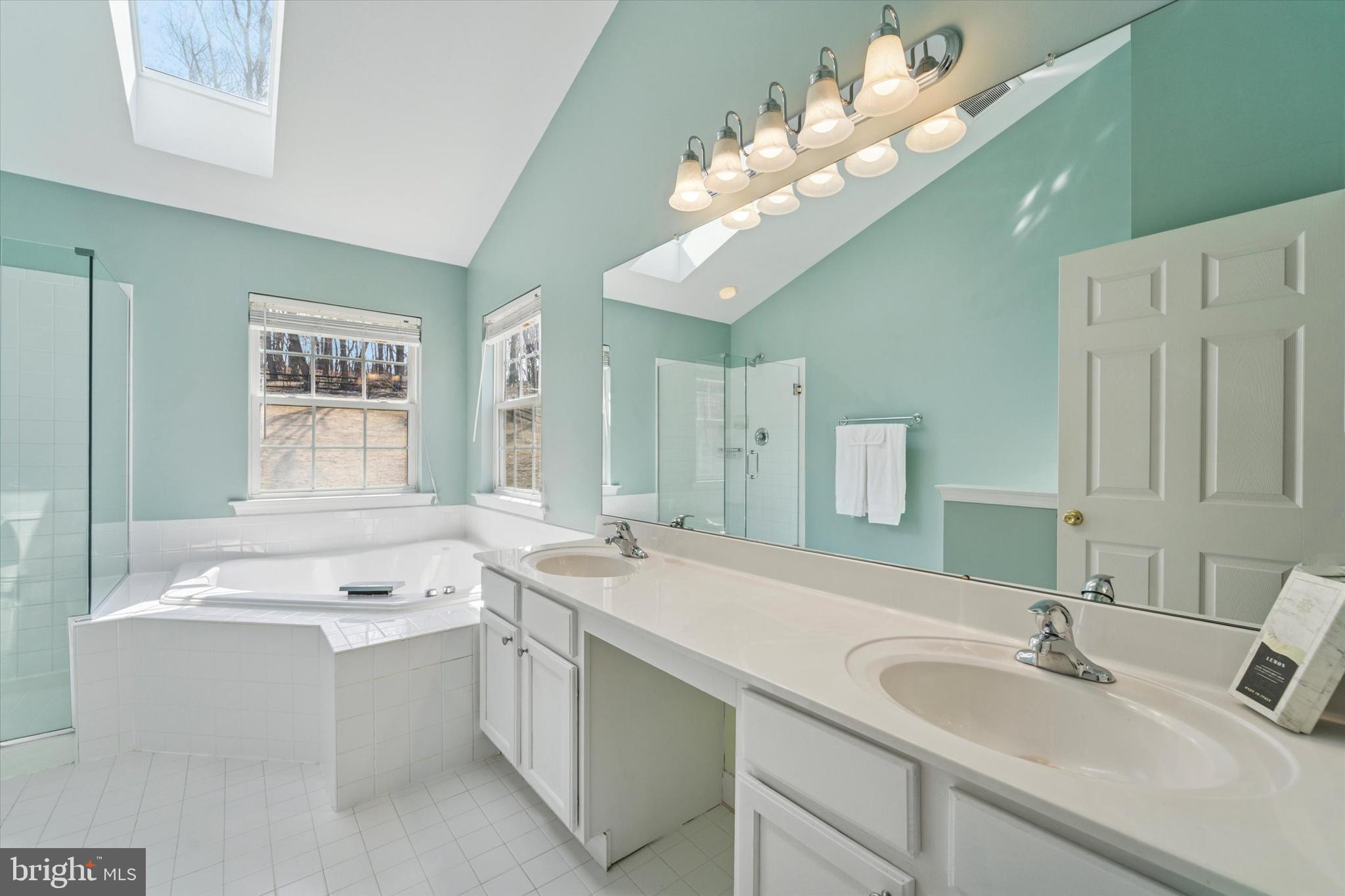 WHITEWOODS - Residential