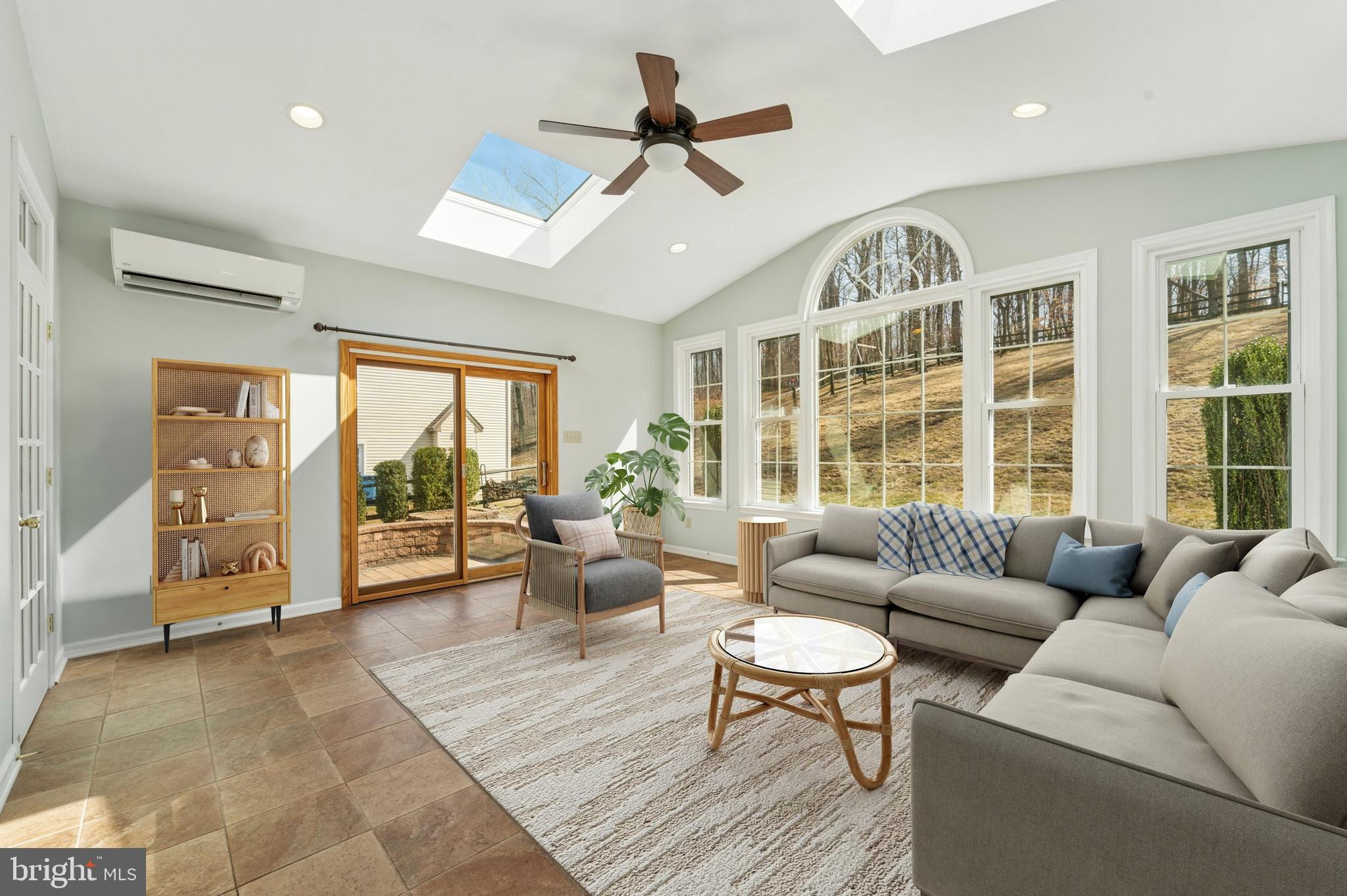 WHITEWOODS - Residential