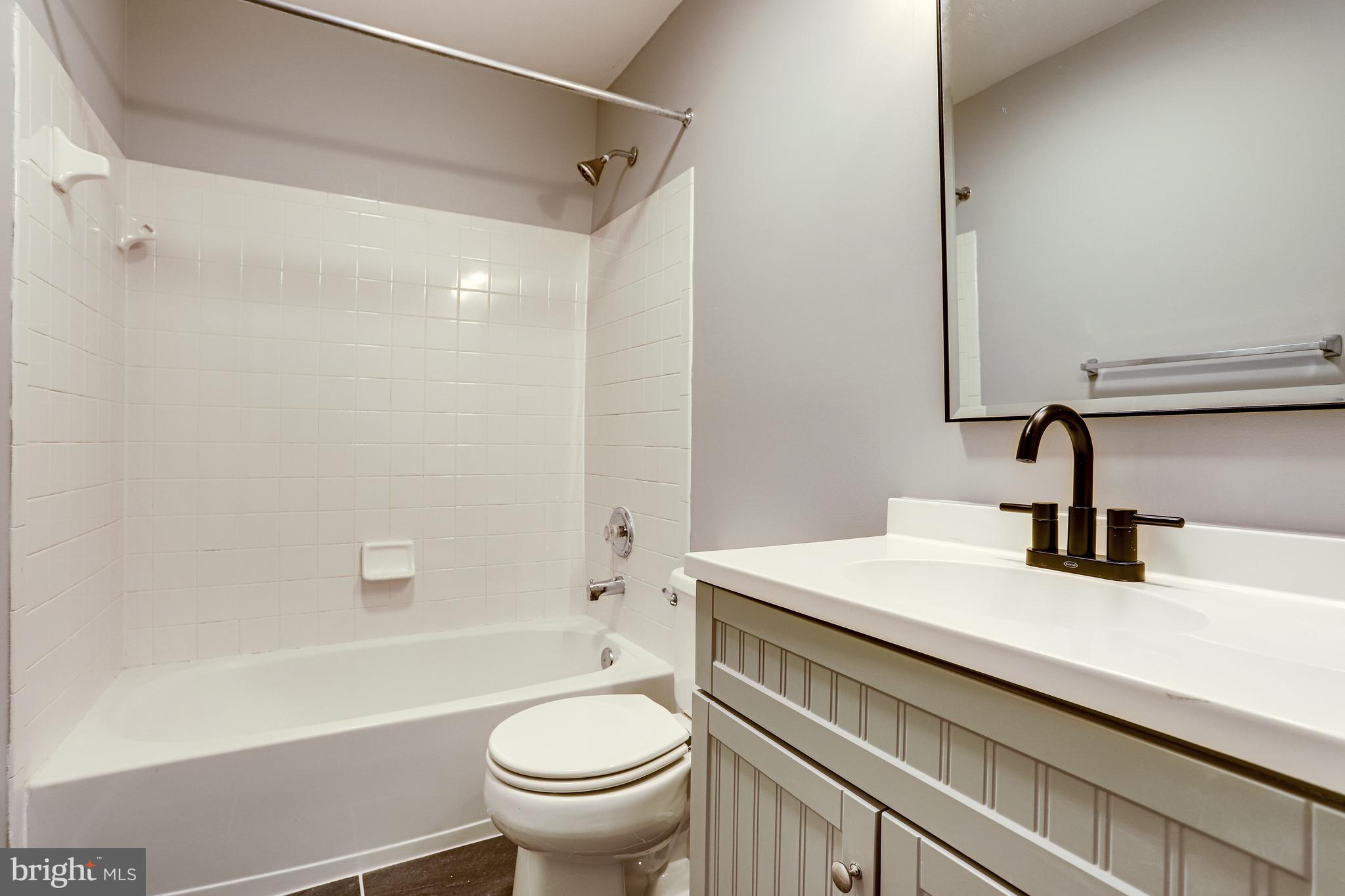 BELMONT GREENE - Residential Lease