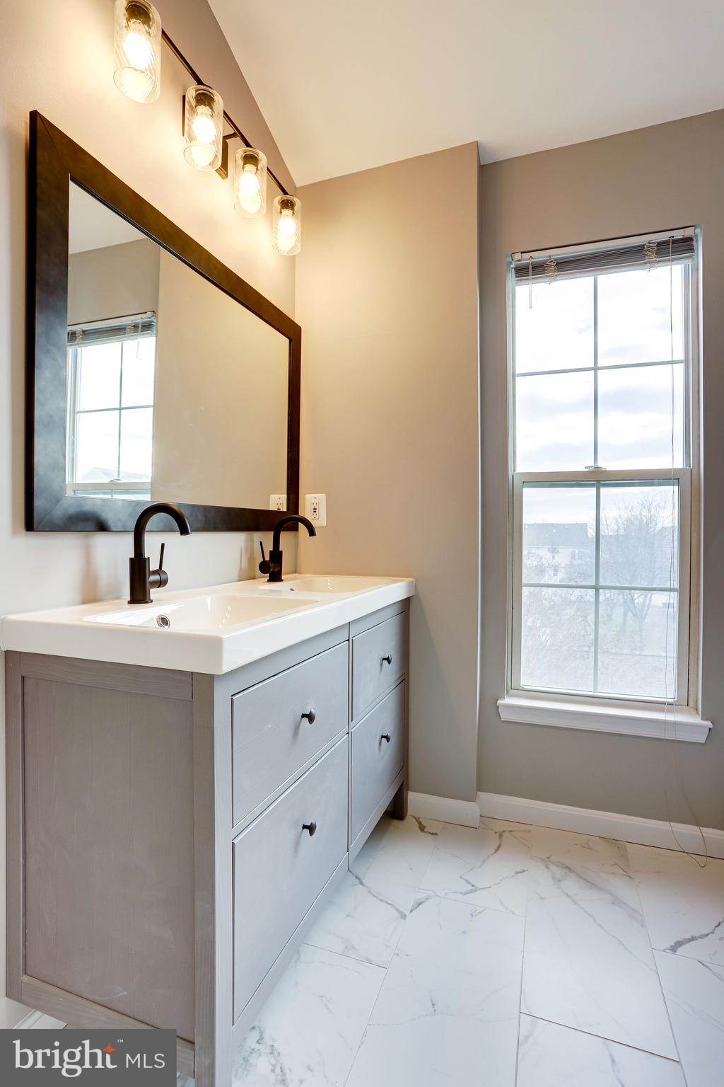 BELMONT GREENE - Residential Lease