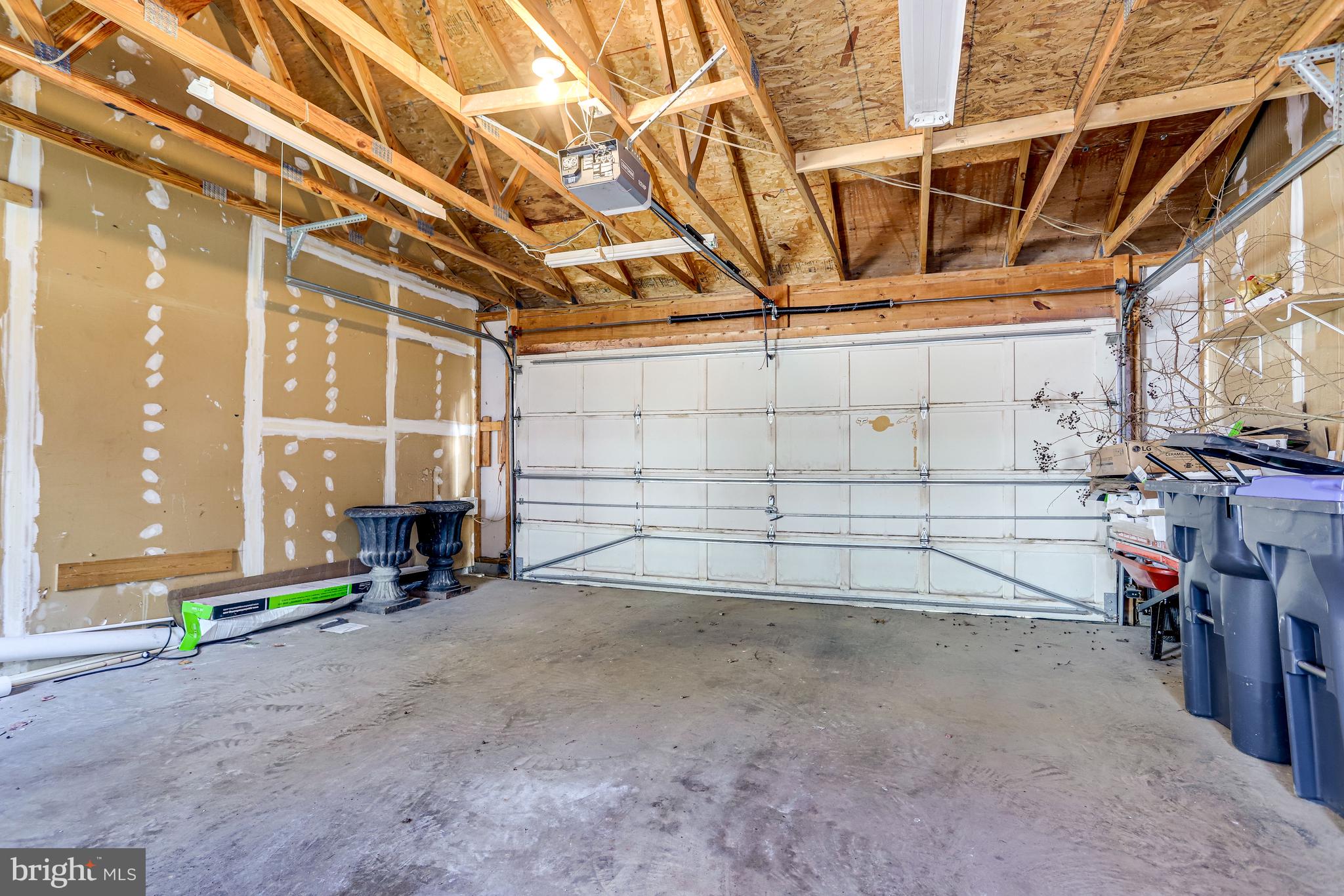 BELMONT GREENE - Residential Lease