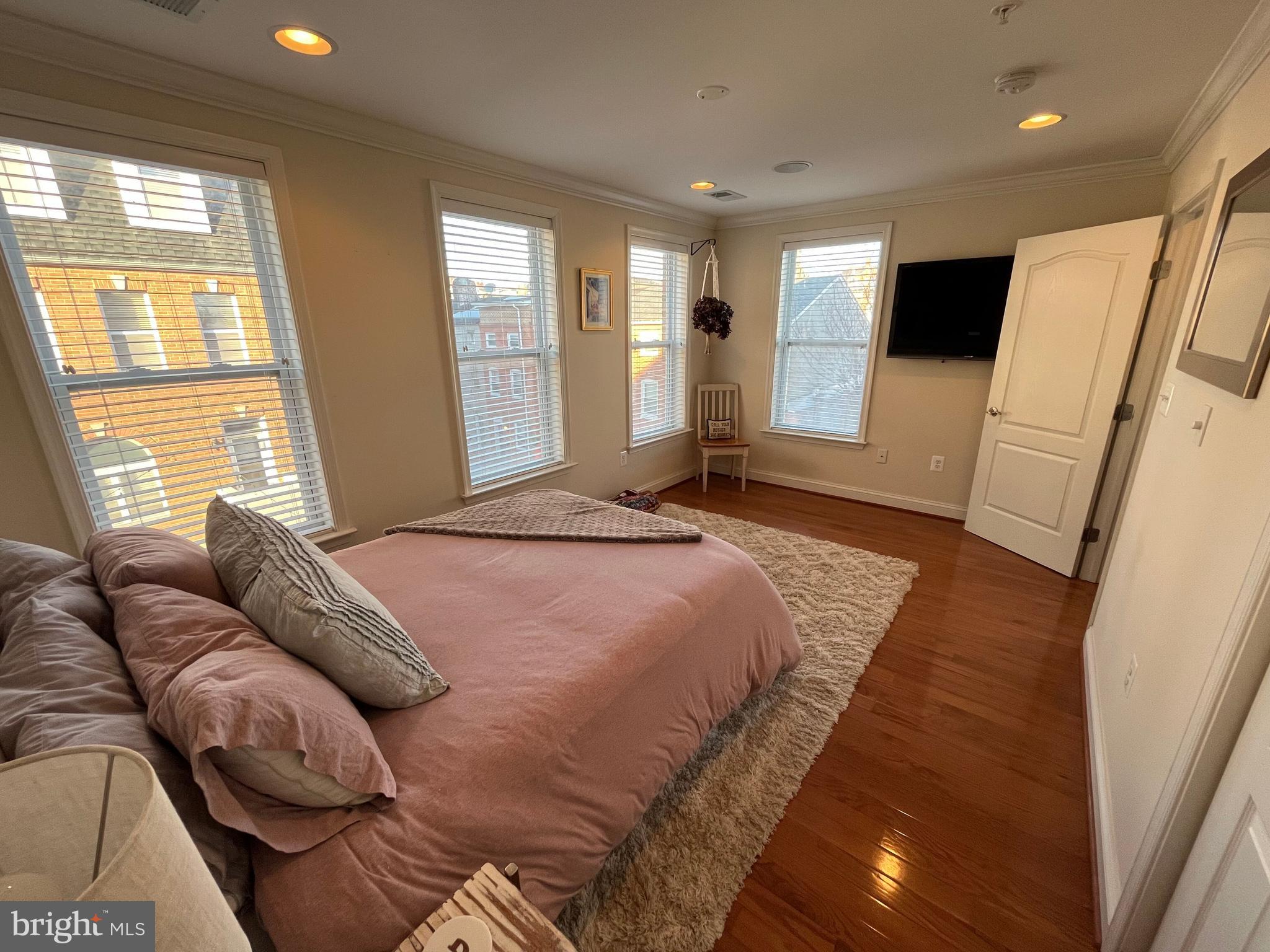 FELLS POINT HISTORIC DISTRICT - Residential