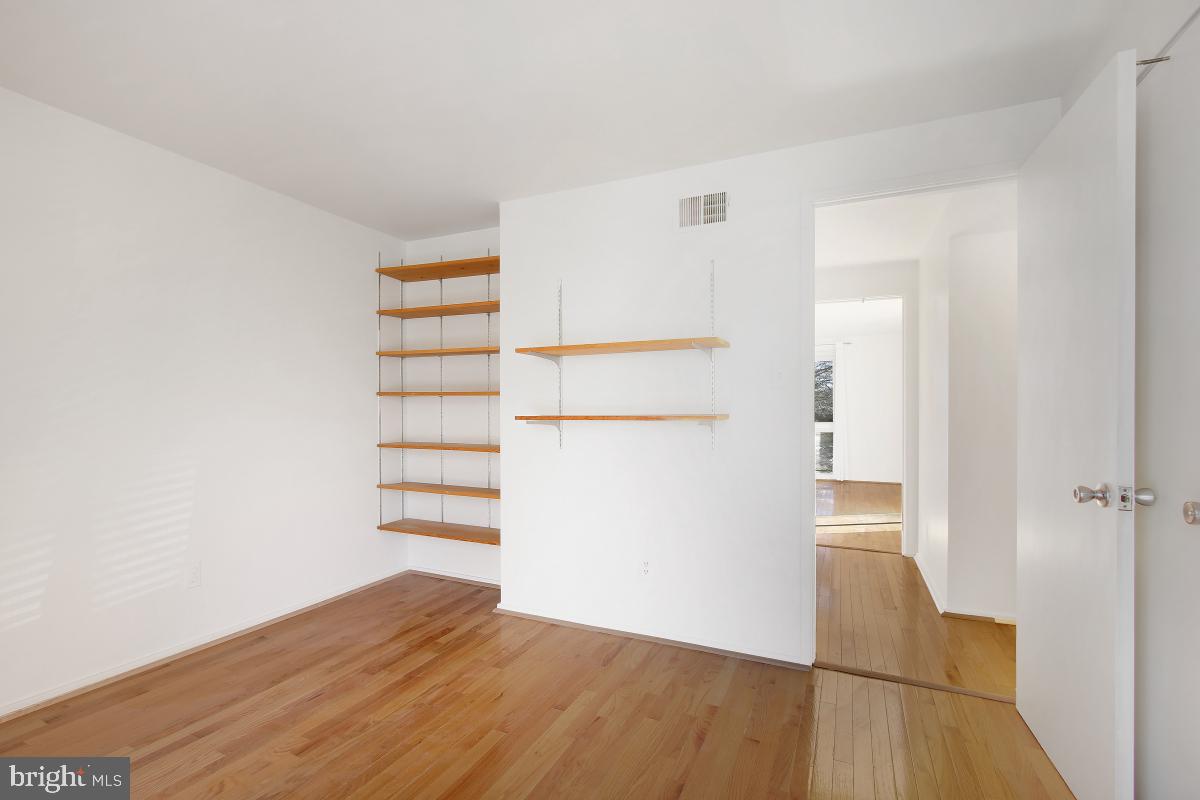 STEDWICK TOWNHOUSES - Residential