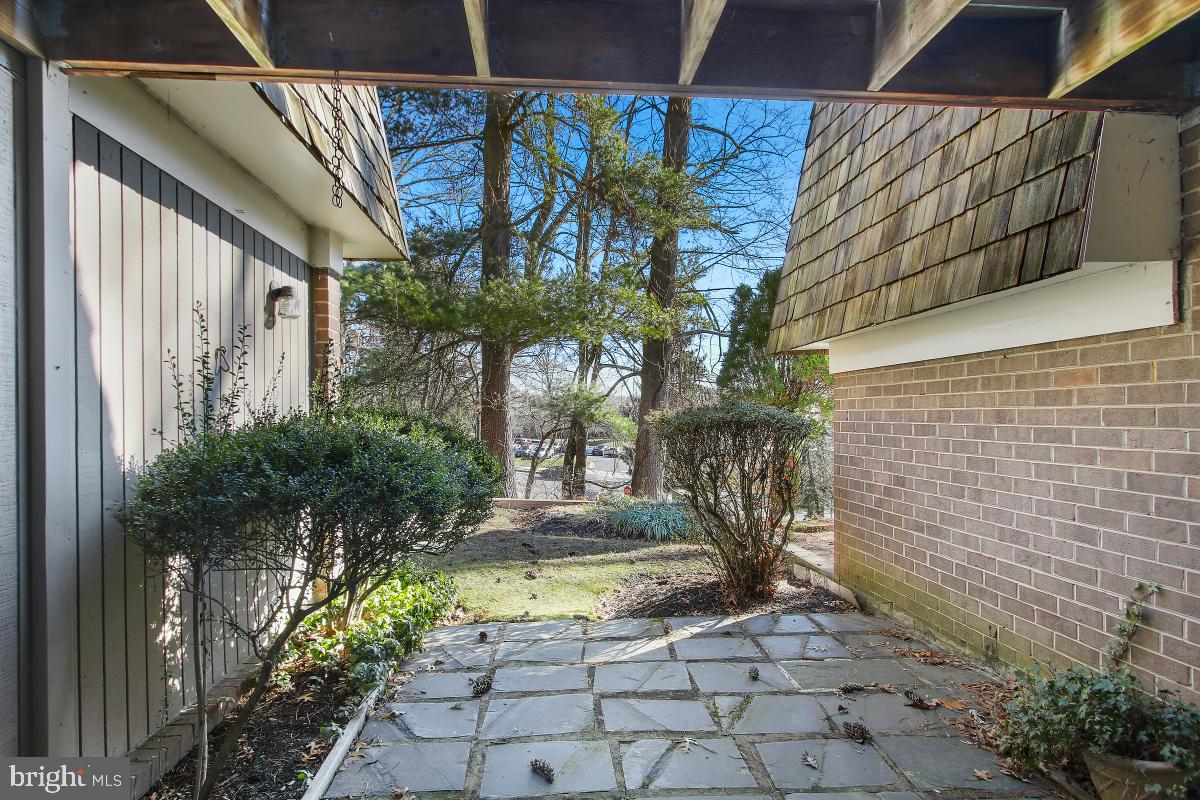 STEDWICK TOWNHOUSES - Residential