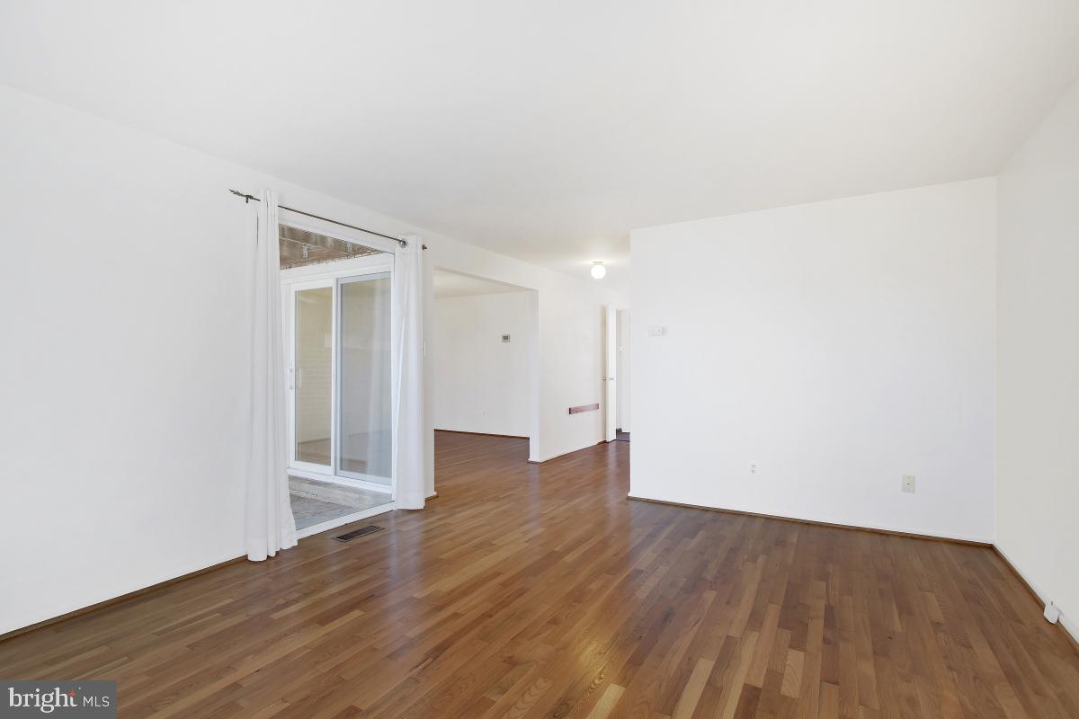 STEDWICK TOWNHOUSES - Residential