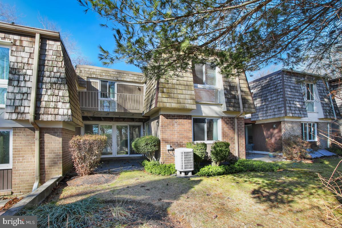 STEDWICK TOWNHOUSES - Residential