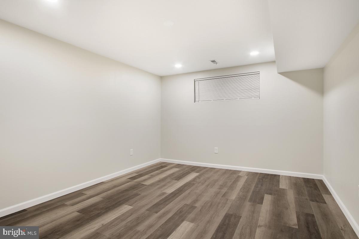 STEDWICK TOWNHOUSES - Residential