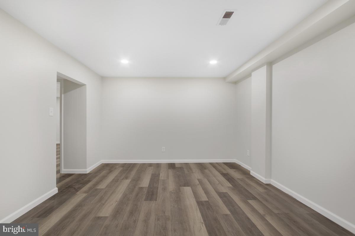 STEDWICK TOWNHOUSES - Residential