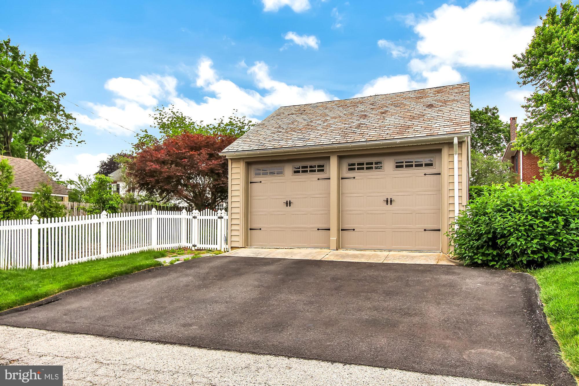 SPRINGDALE - Residential