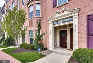 Surrounded by Everything yet so Quiet and so Calm. Beautiful 3 story colonial style townhouse, 3 bedroom 2.5 bath, conveniently located to major transportation routes, shopping and medical facilities. Train station in walking distance. BWI a few miles away. Minutes away from Fort Meade. Just a short drive to Arundel Mills Malls and Live Casino. One car rear garage parking. Lighted side walks, great for an evening walk or early morning run.