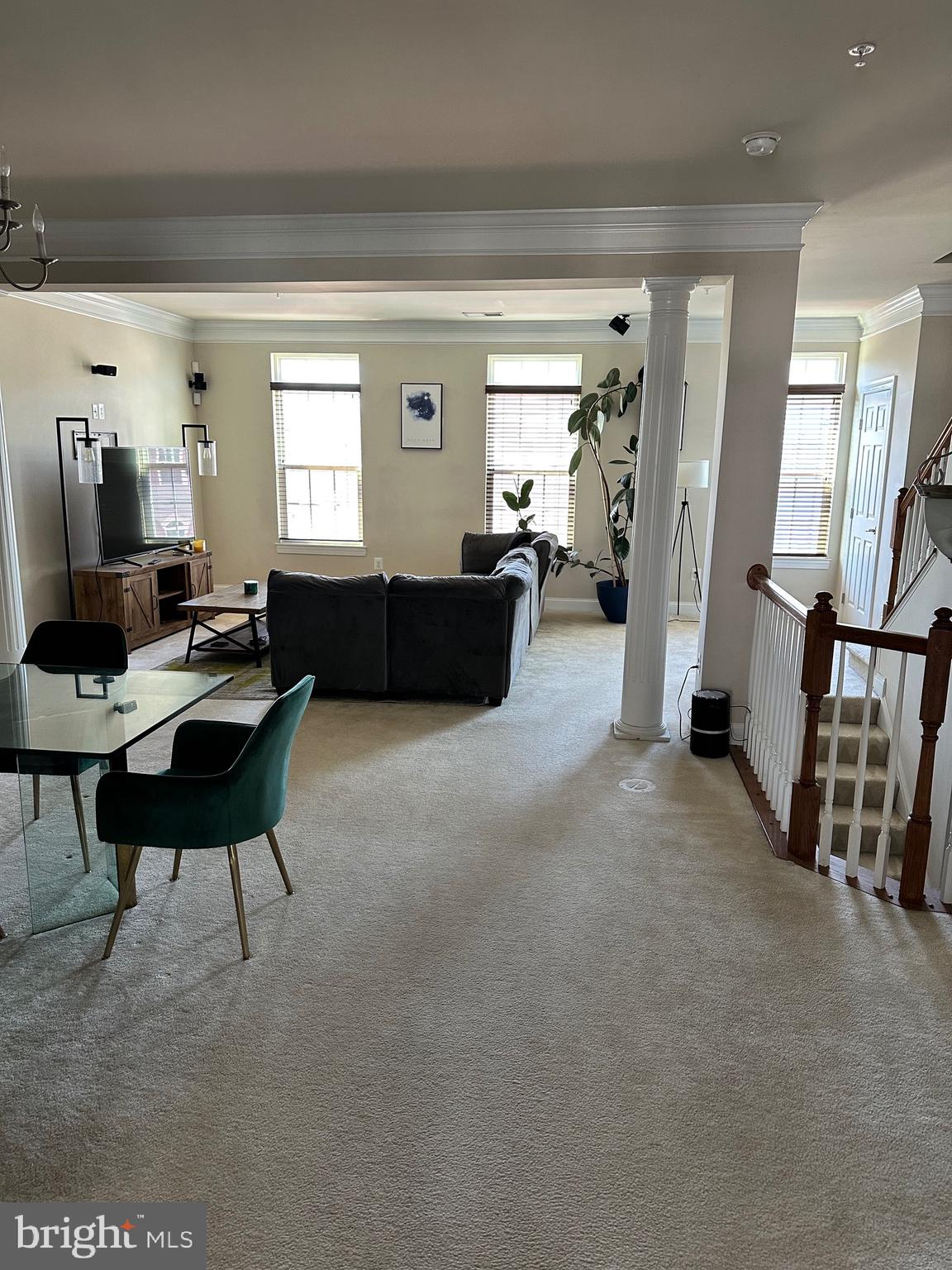 TOWN CENTER COMMONS - Residential Lease