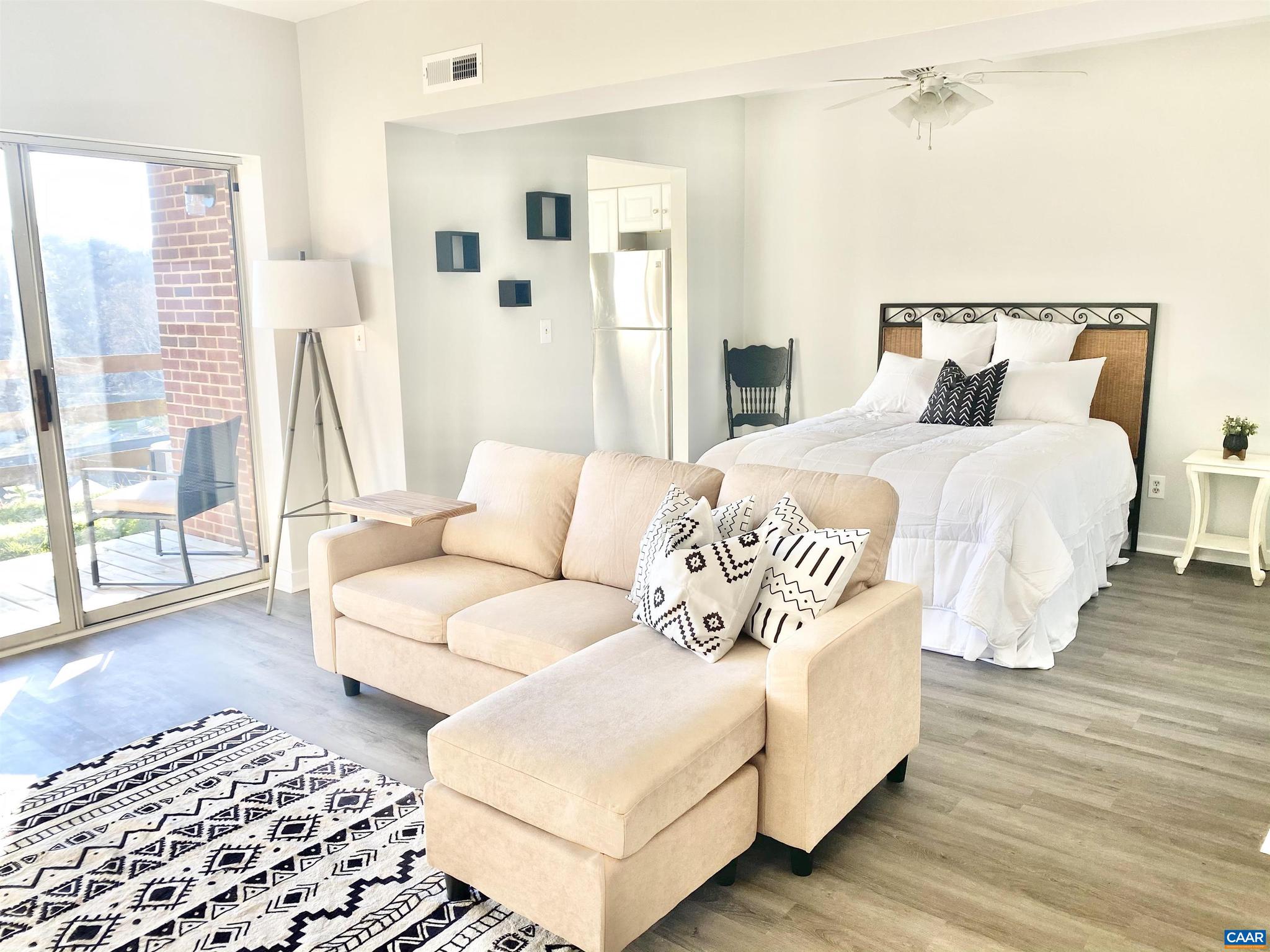 MONTICELLO OVERLOOK CONDOMINIUMS - Residential Lease