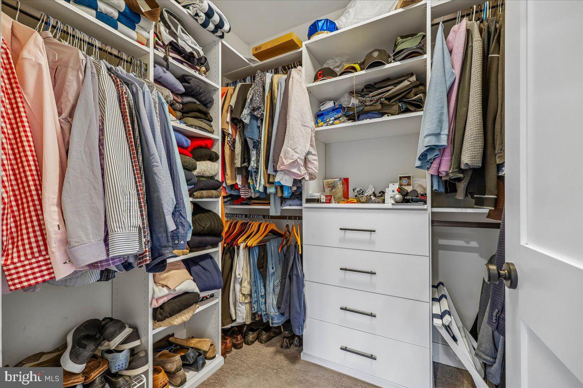 SLEEPY HOLLOW - Residential