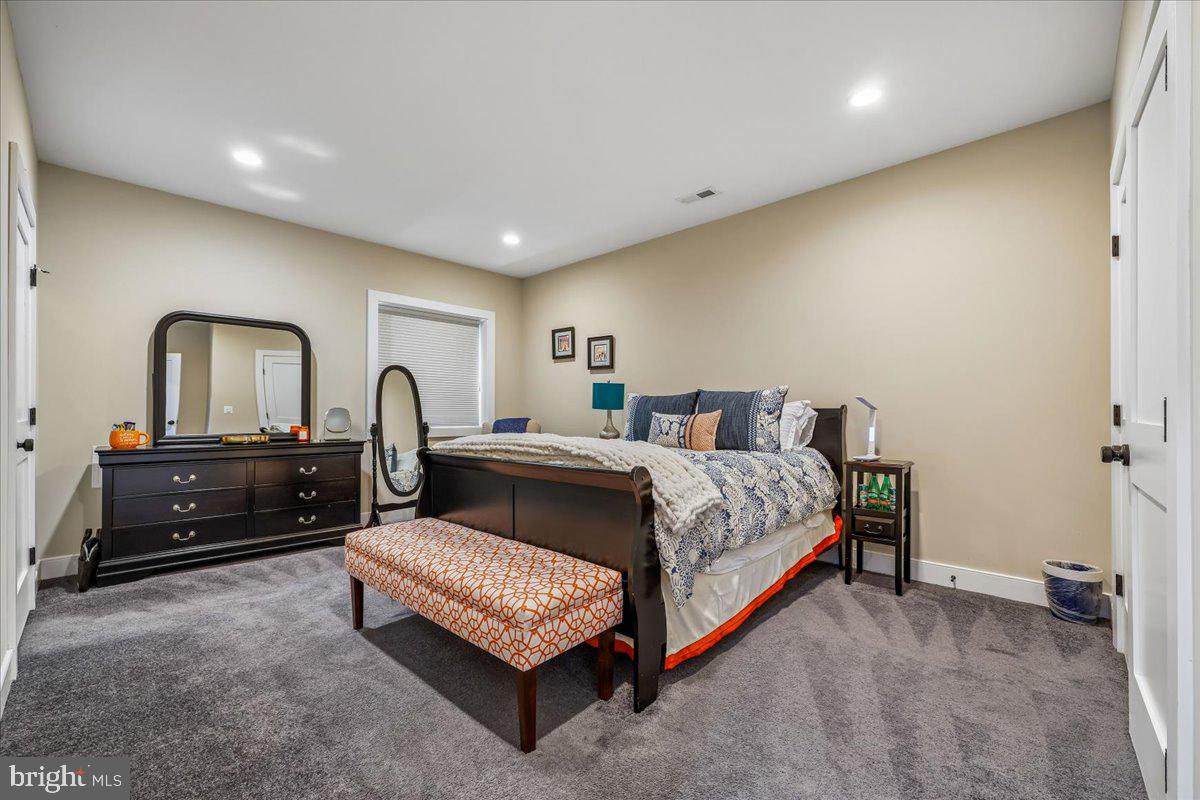 SLEEPY HOLLOW - Residential