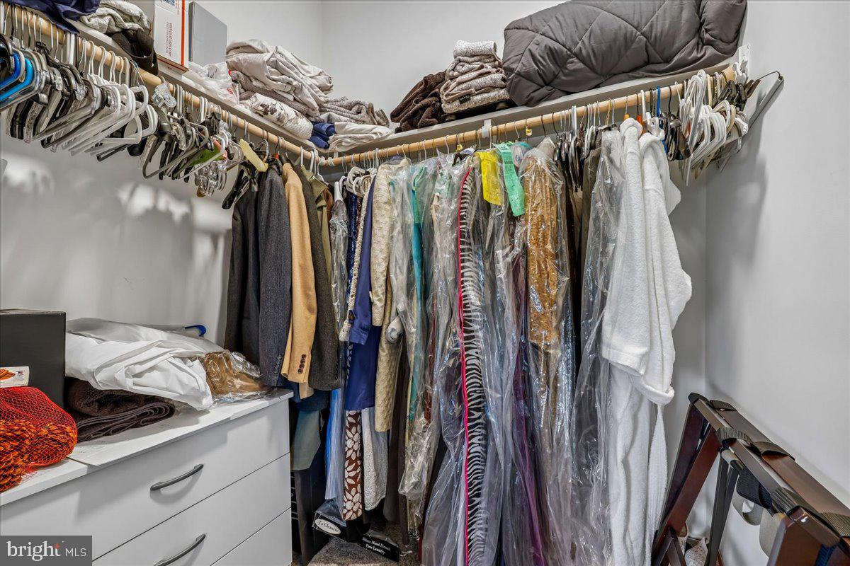 SLEEPY HOLLOW - Residential