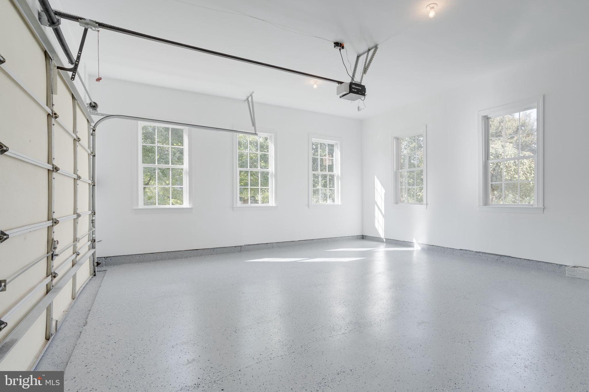 VILLAGE OF WAXPOOL - Residential