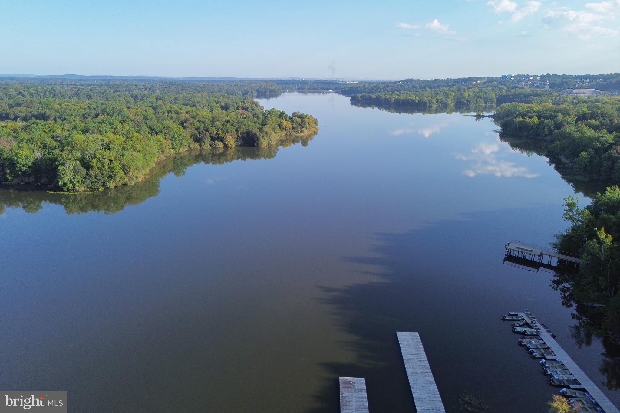 VILLAGE OF WAXPOOL - Residential