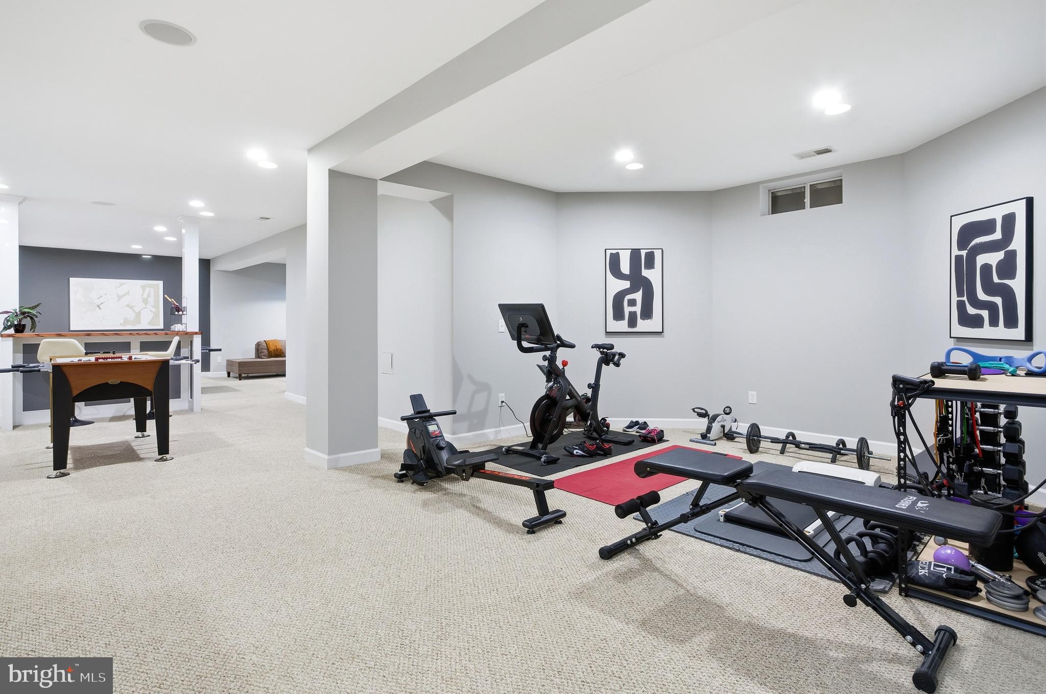 VILLAGE OF WAXPOOL - Residential