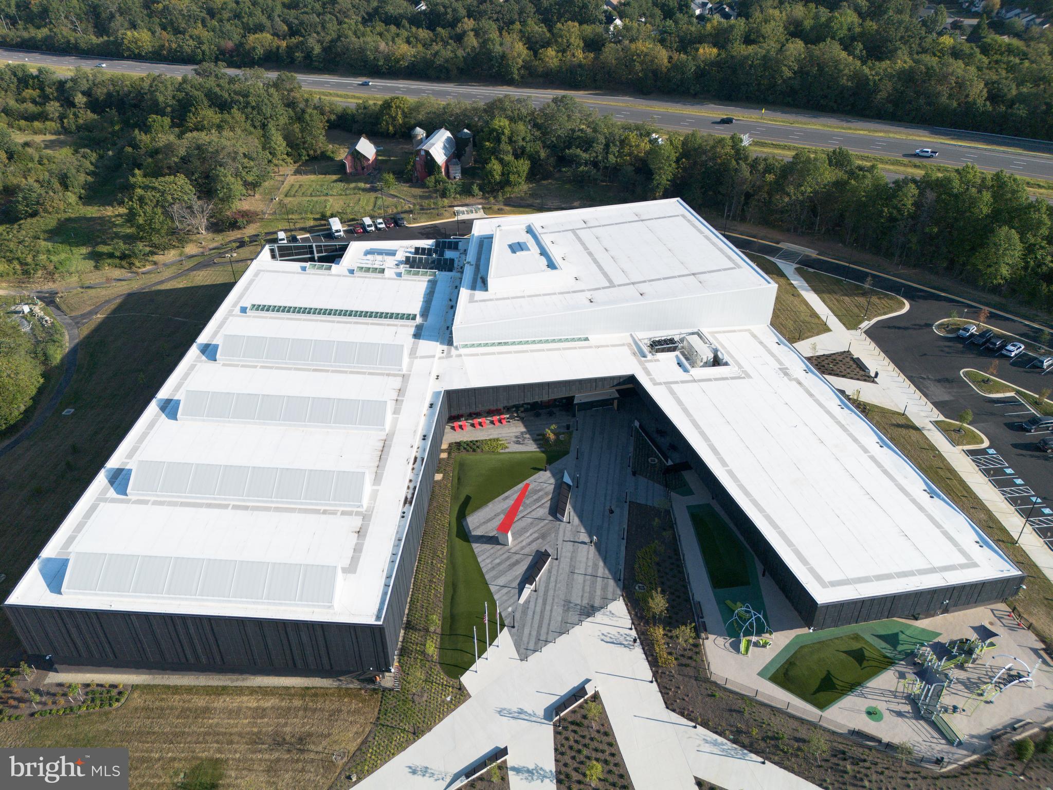 VILLAGE OF WAXPOOL - Residential