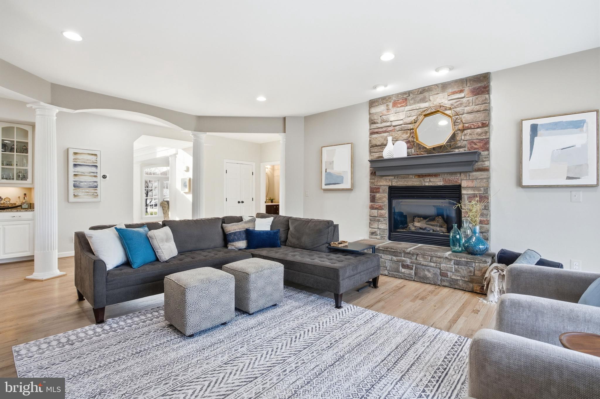 VILLAGE OF WAXPOOL - Residential