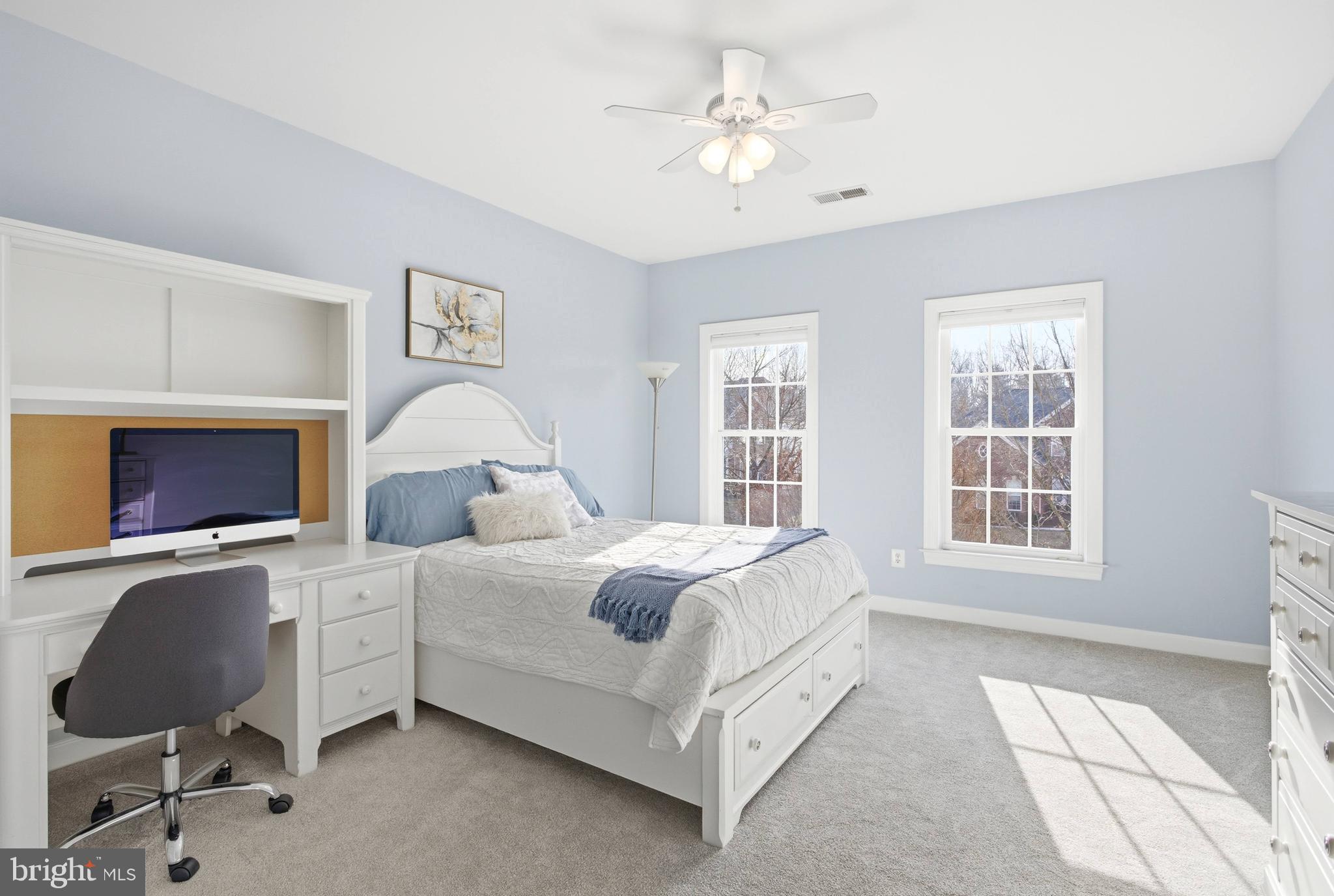 VILLAGE OF WAXPOOL - Residential