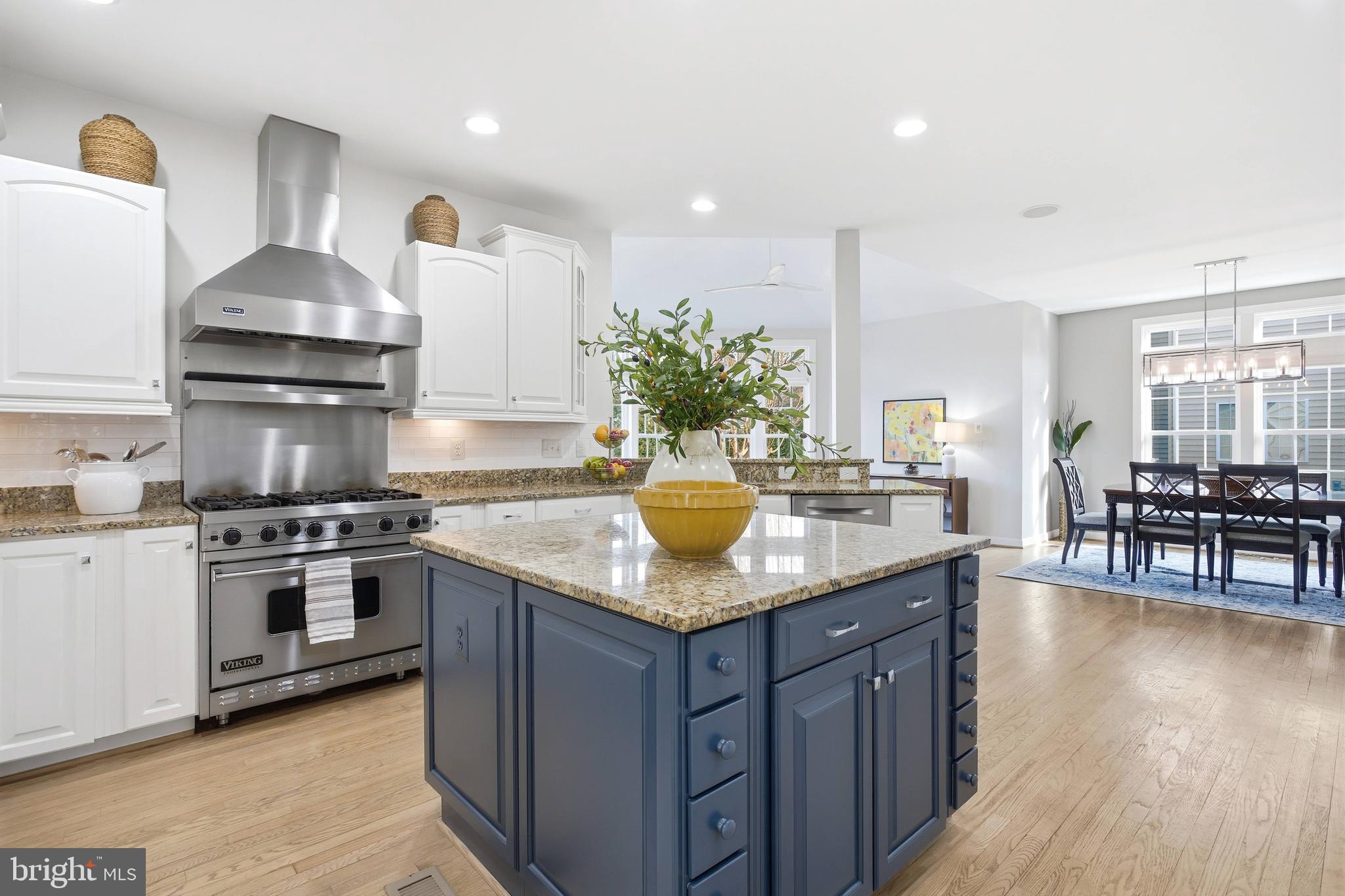 VILLAGE OF WAXPOOL - Residential