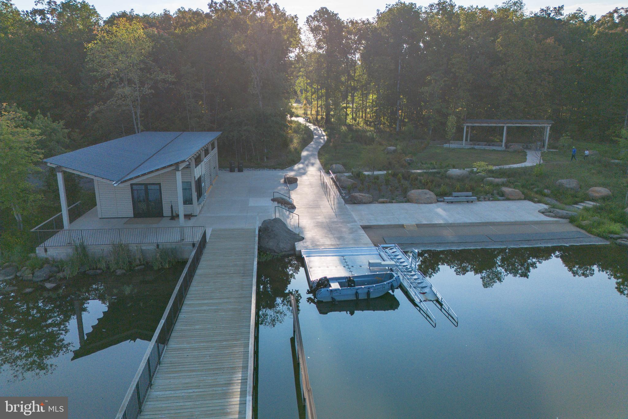 VILLAGE OF WAXPOOL - Residential