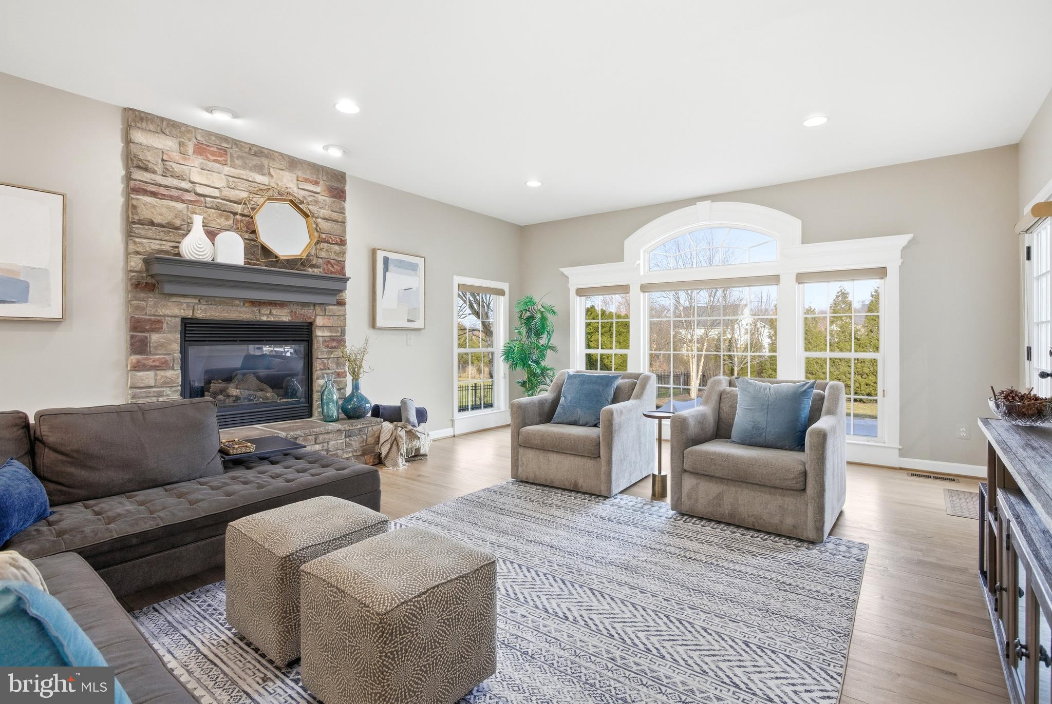 VILLAGE OF WAXPOOL - Residential