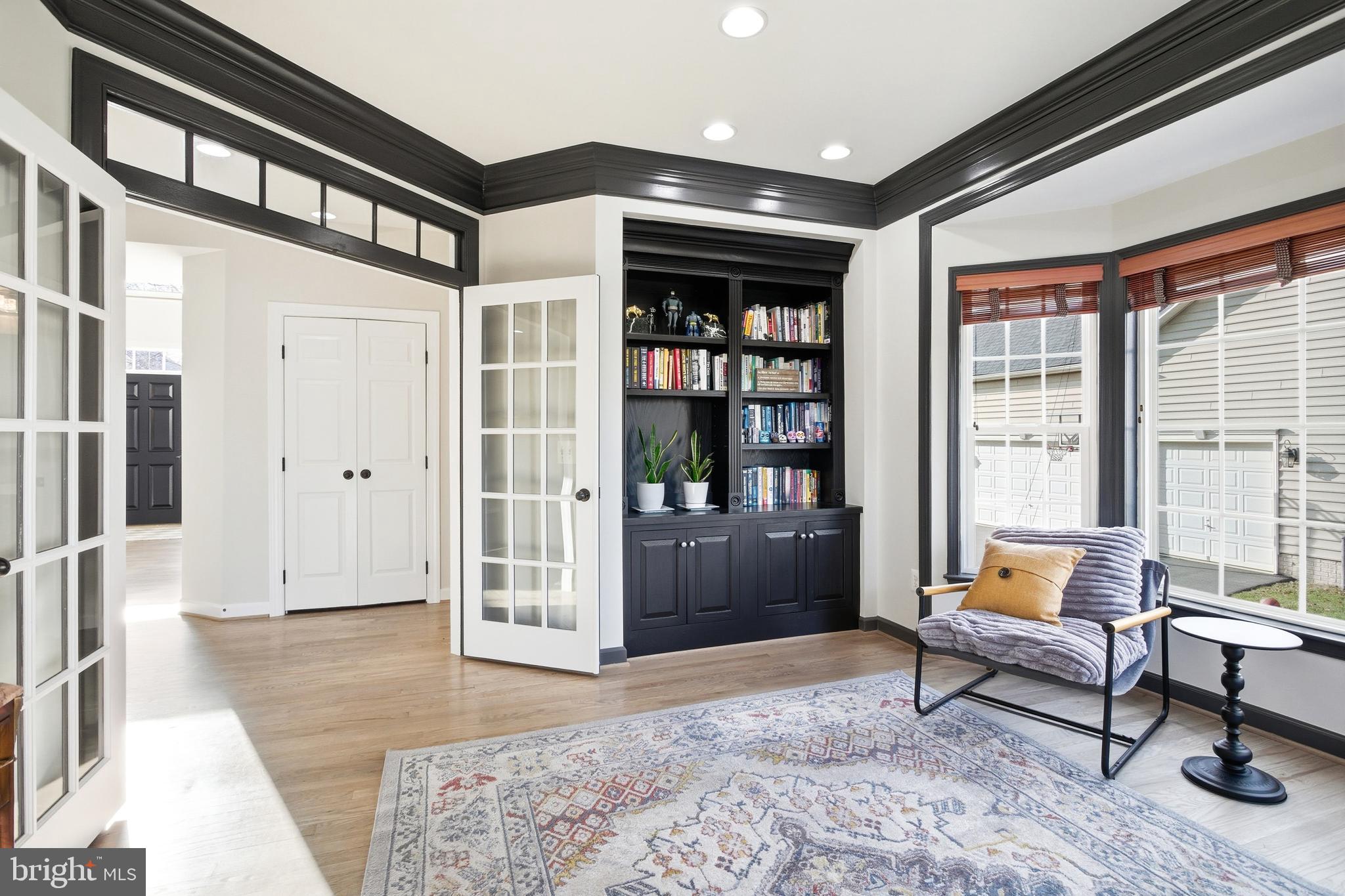 VILLAGE OF WAXPOOL - Residential