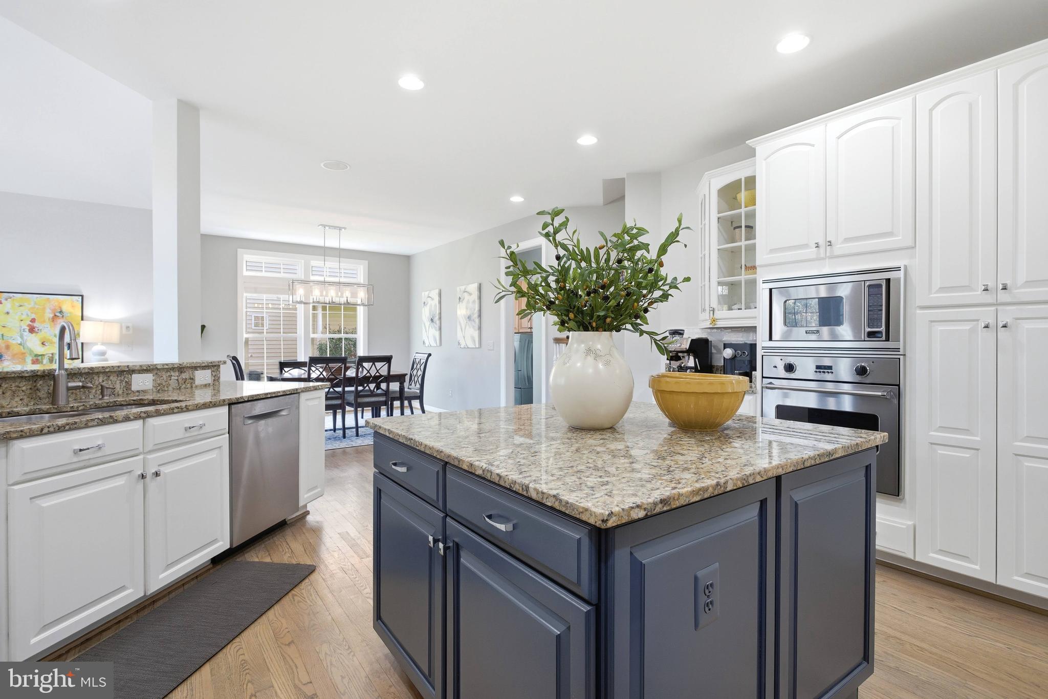 VILLAGE OF WAXPOOL - Residential