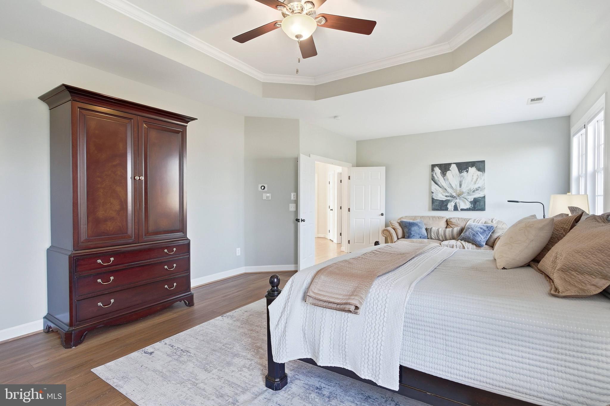 VILLAGE OF WAXPOOL - Residential