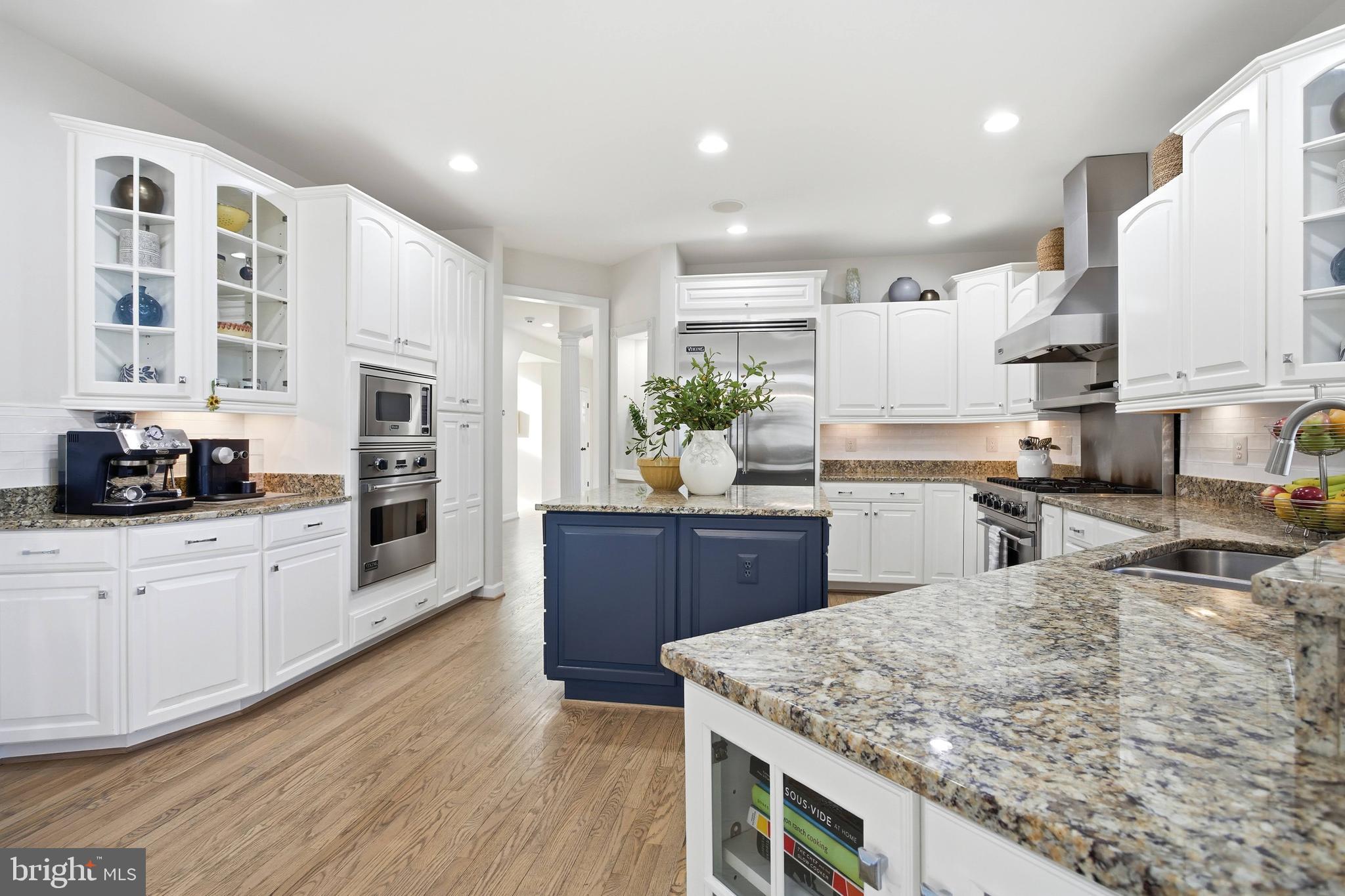 VILLAGE OF WAXPOOL - Residential