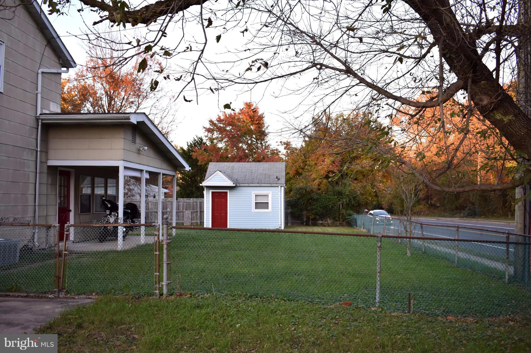 SCHOLAR WOODS - Residential Lease