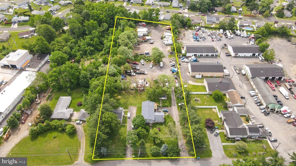 Photo of 5400 Bristol Emilie Road, LEVITTOWN, PA 19057 (MLS # PABU2111900)