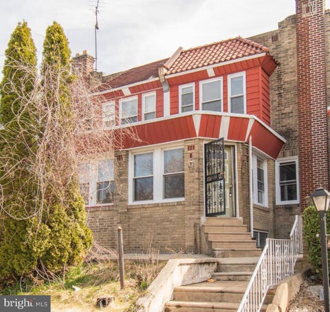 Townhouse For Sale - 5805 N 15th Street<br/> PHILADELPHIA, PA 19141