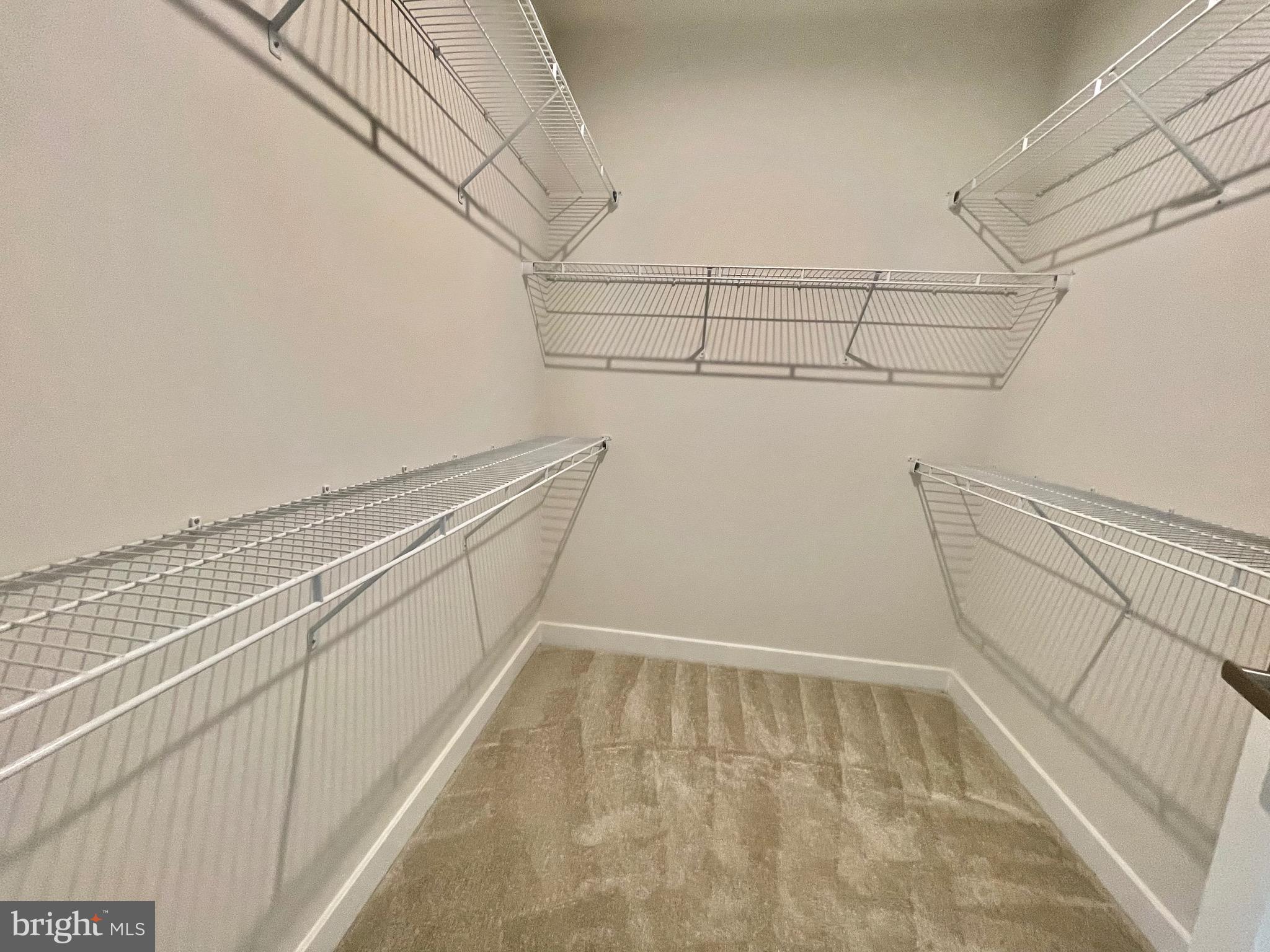 MONTGOMERY VILLAGE - Residential Lease