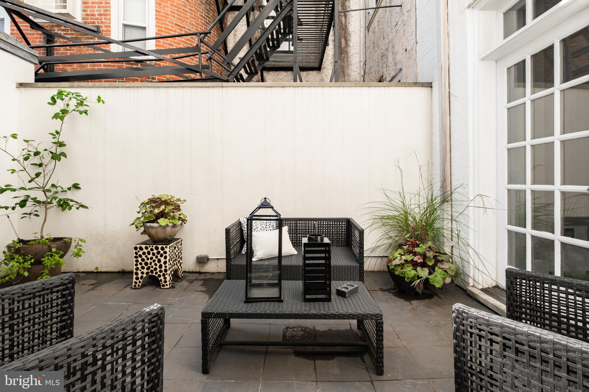 SOCIETY HILL - Residential