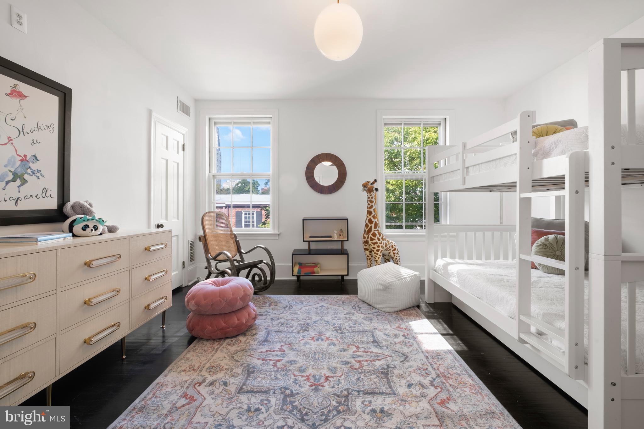 SOCIETY HILL - Residential