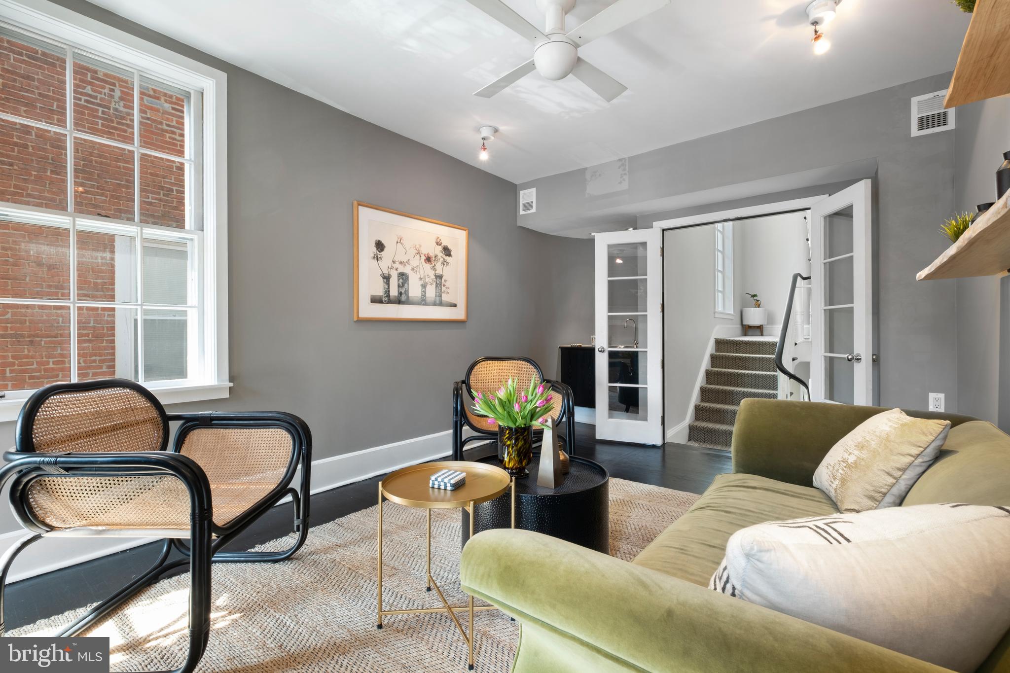 SOCIETY HILL - Residential