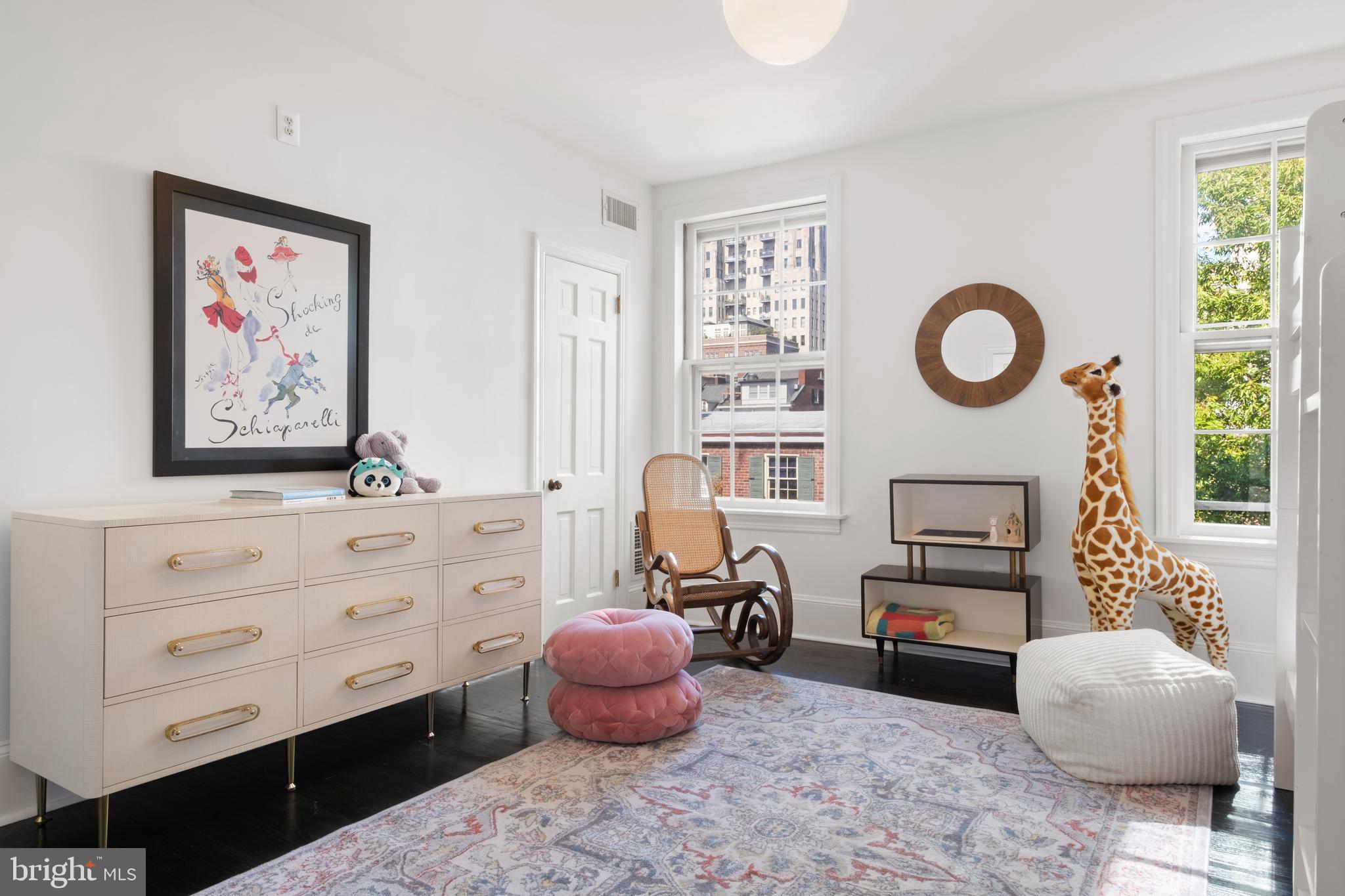 SOCIETY HILL - Residential