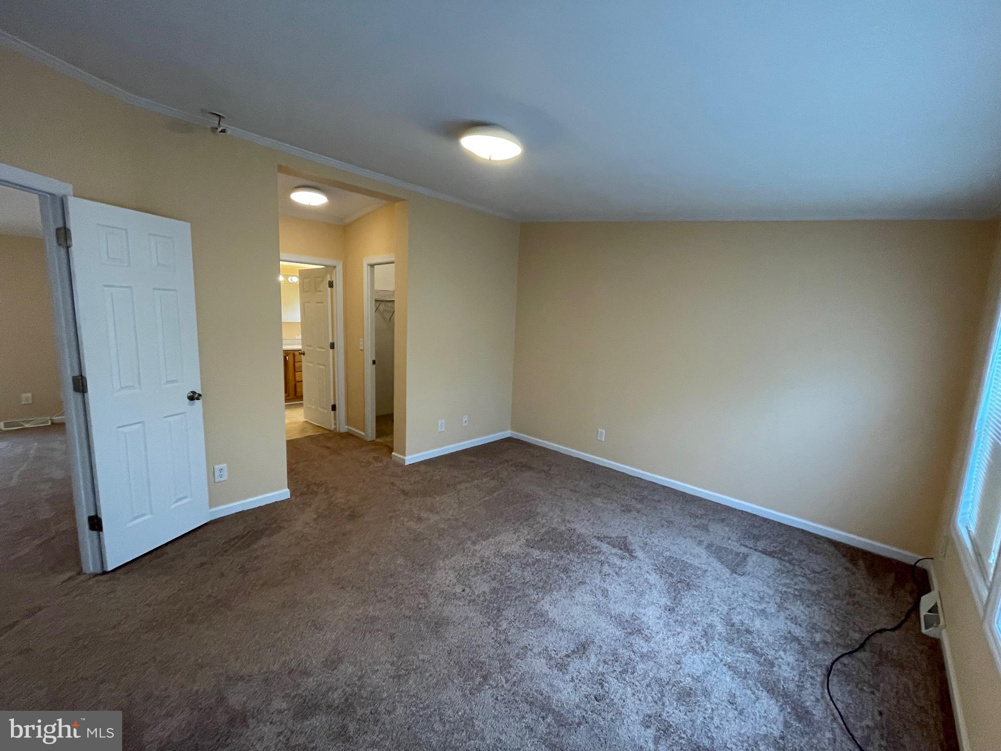 SHERWOOD FOREST - Residential