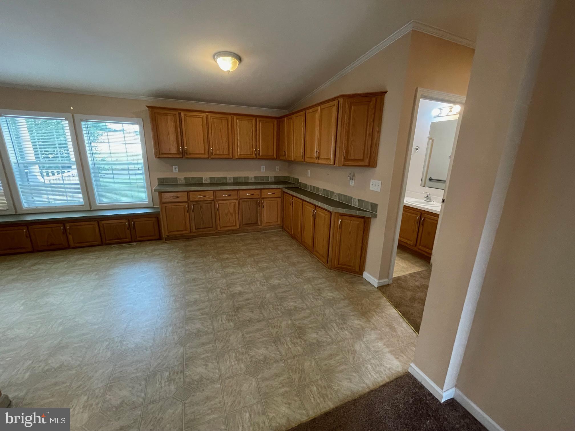 SHERWOOD FOREST - Residential