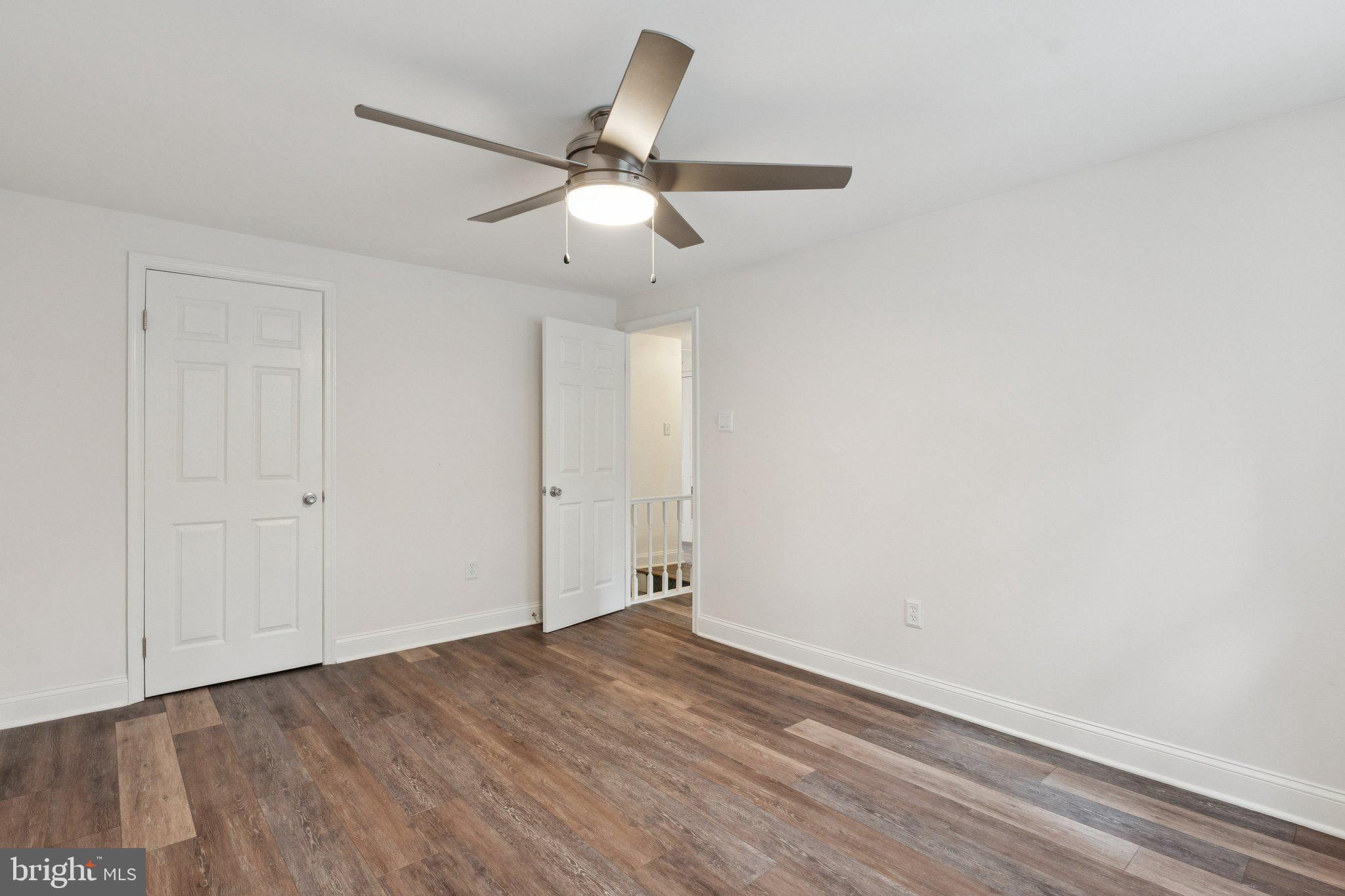 CROFTON TOWNE/PARK - Residential