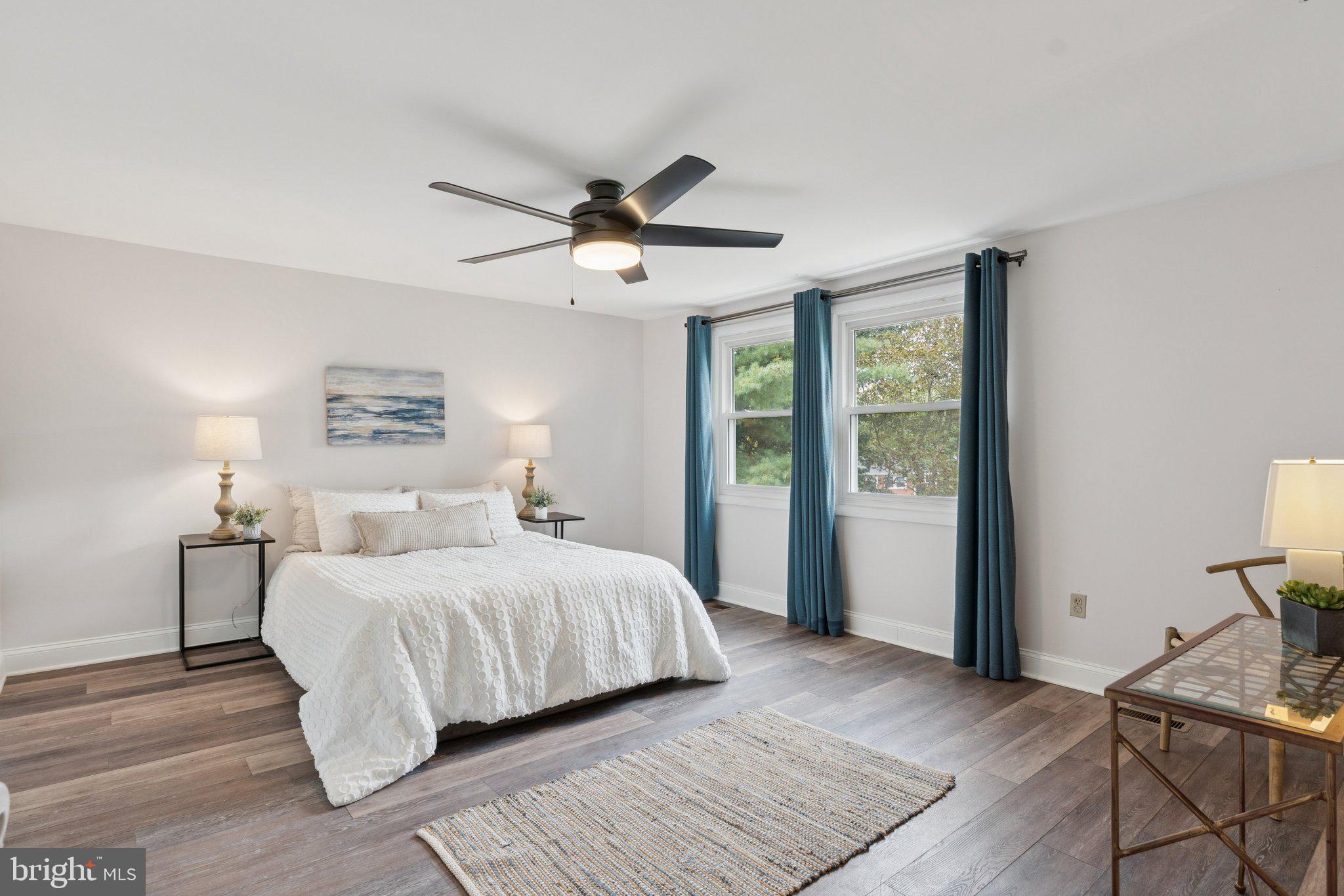 CROFTON TOWNE/PARK - Residential