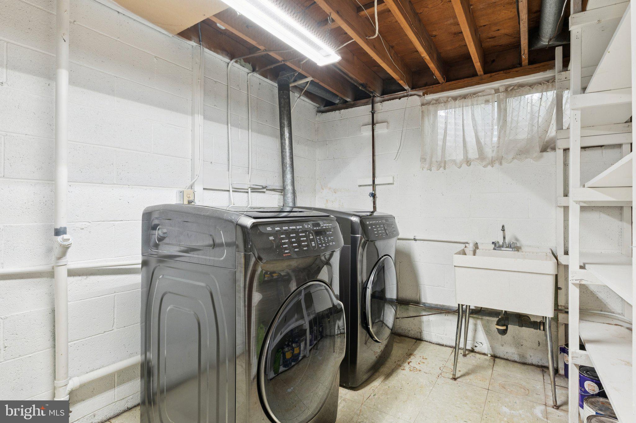 CROFTON TOWNE/PARK - Residential